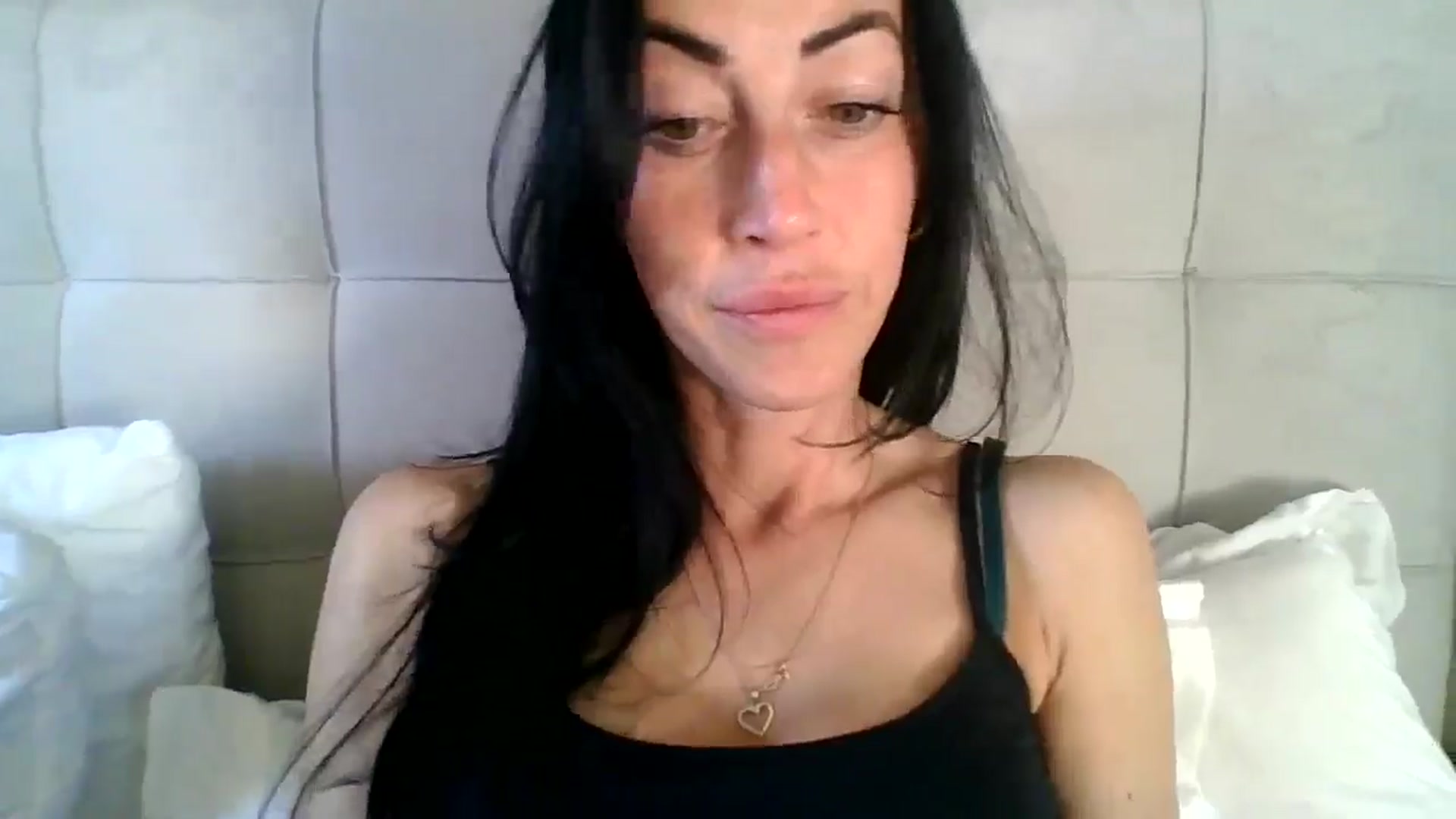 Gallery image thumbnail from Kimbrown83's myfreecams stream on, 04/25/2026, 18:15 image 3 of 20