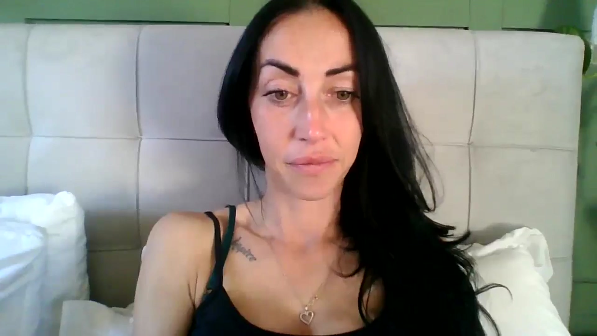 Gallery image thumbnail from Kimbrown83's myfreecams stream on, 04/25/2026, 18:15 image 7 of 20