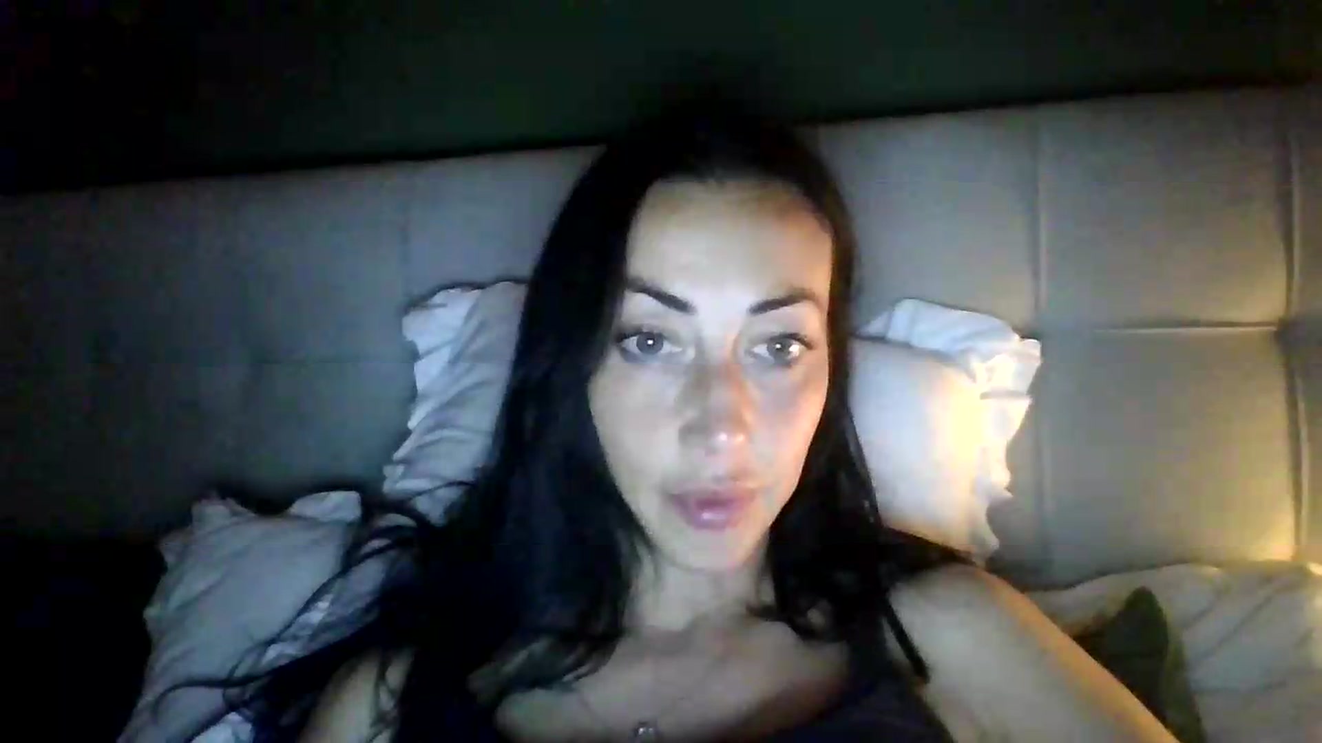 Gallery image thumbnail from Kimbrown83's myfreecams stream on, 05/12/2026, 20:38 image 15 of 20