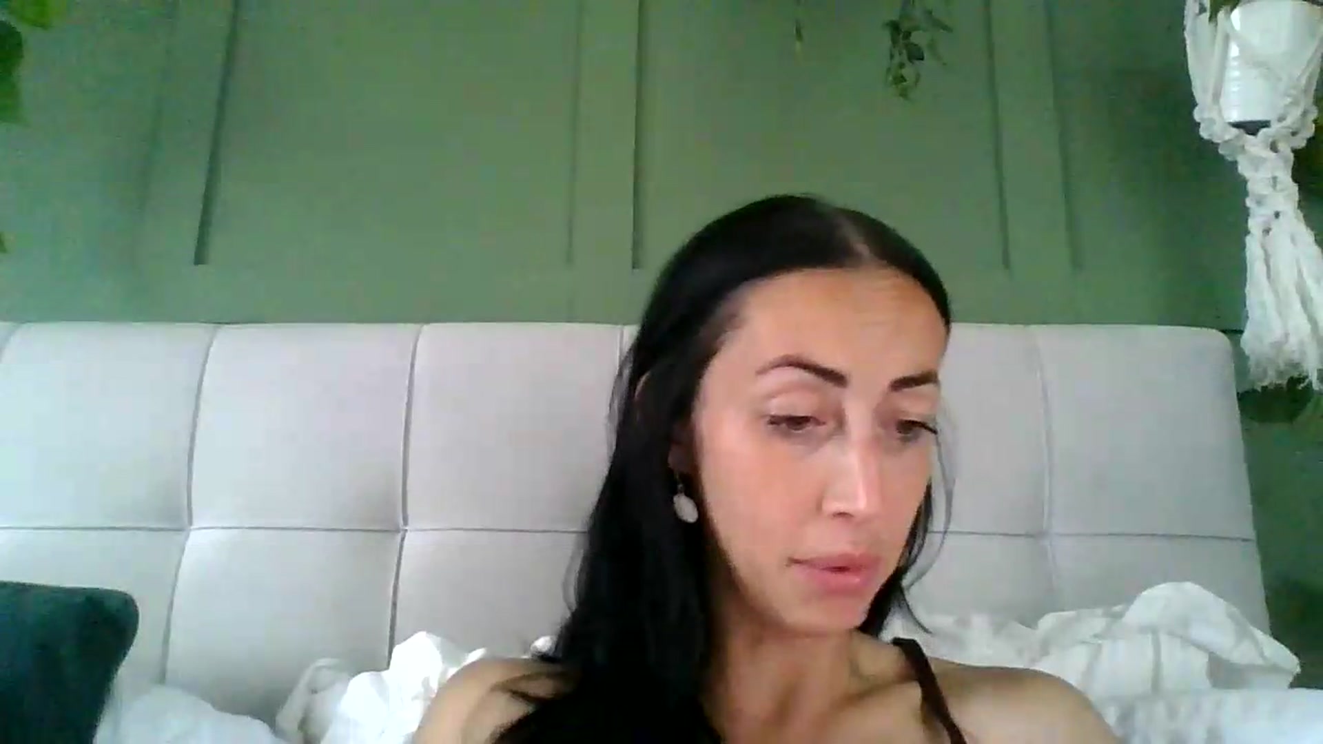 Gallery image thumbnail from Kimbrown83's myfreecams stream on, 06/04/2026, 18:49 image 3 of 20