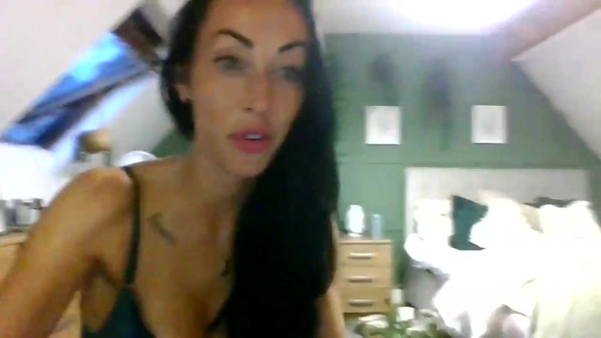 Gallery image thumbnail from Kimbrown83's myfreecams stream on, 08/28/2026, 19:40 image 5 of 20
