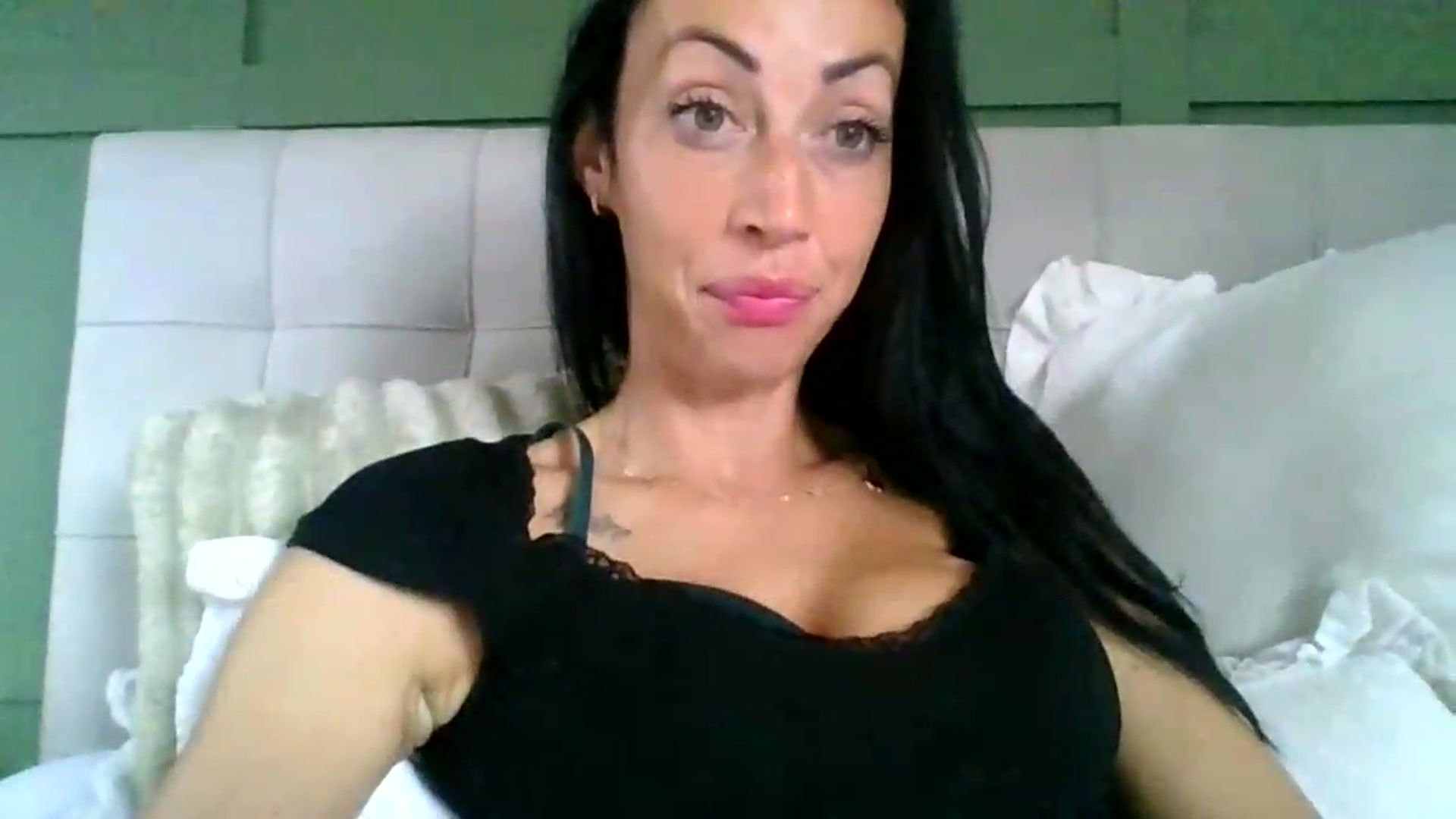 Gallery image thumbnail from Kimbrown83's myfreecams stream on, 09/08/2026, 14:01 image 20 of 20