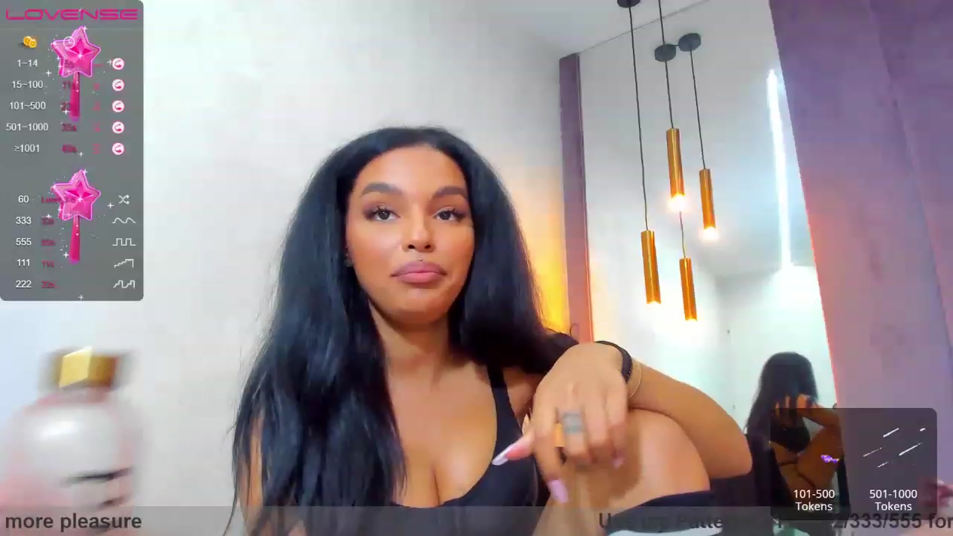 Gallery image thumbnail from KimiBrown's myfreecams stream on, 11/18/2022, 08:11 image 13 of 20