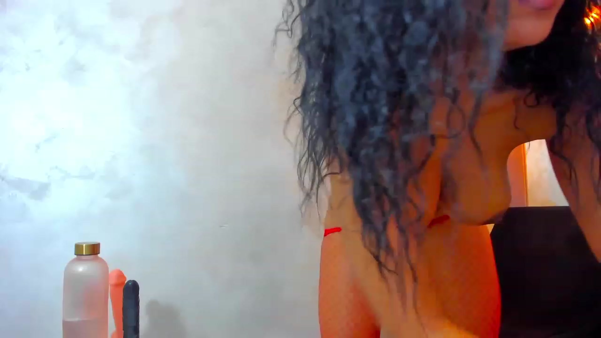 Gallery image thumbnail from KimiBrown's myfreecams stream on, 12/27/2022, 13:08 image 15 of 20