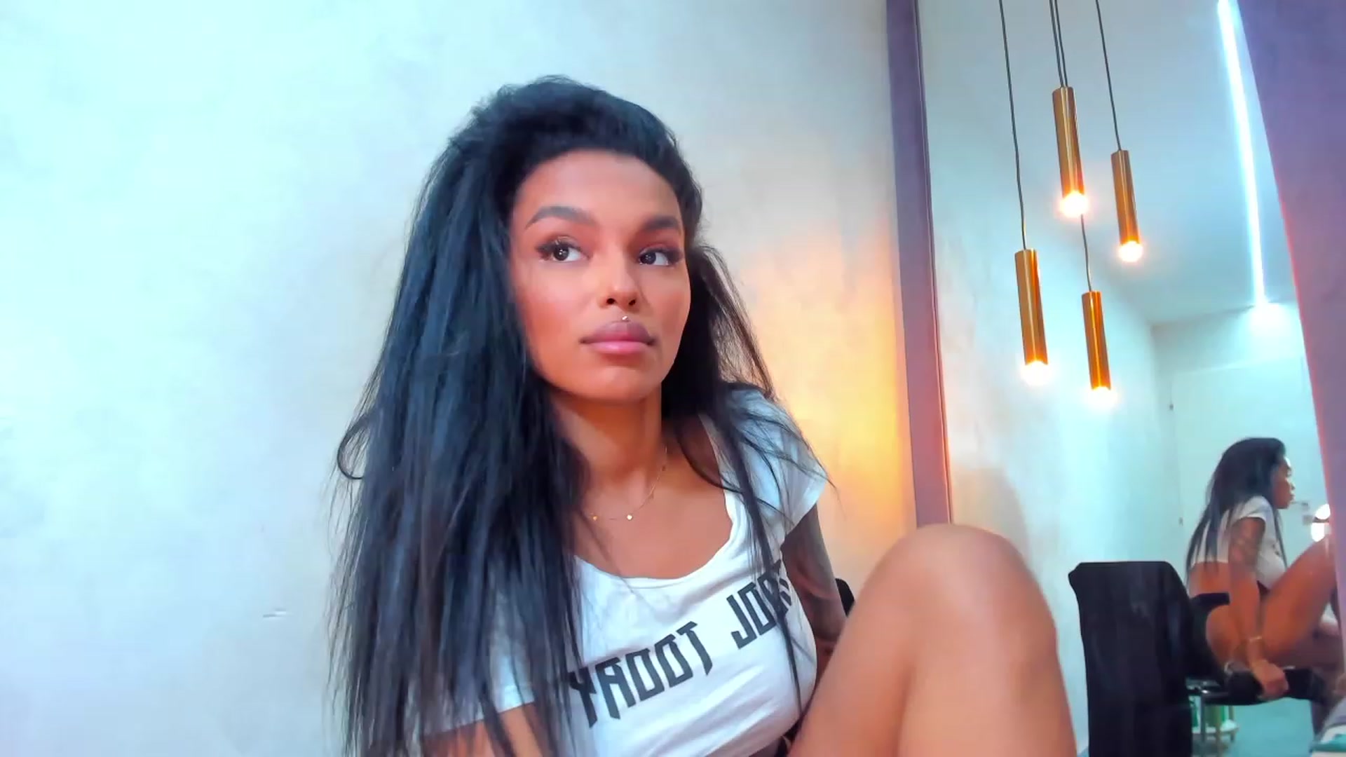 Gallery image thumbnail from KimiBrown's myfreecams stream on, 03/30/2023, 09:20 image 5 of 20
