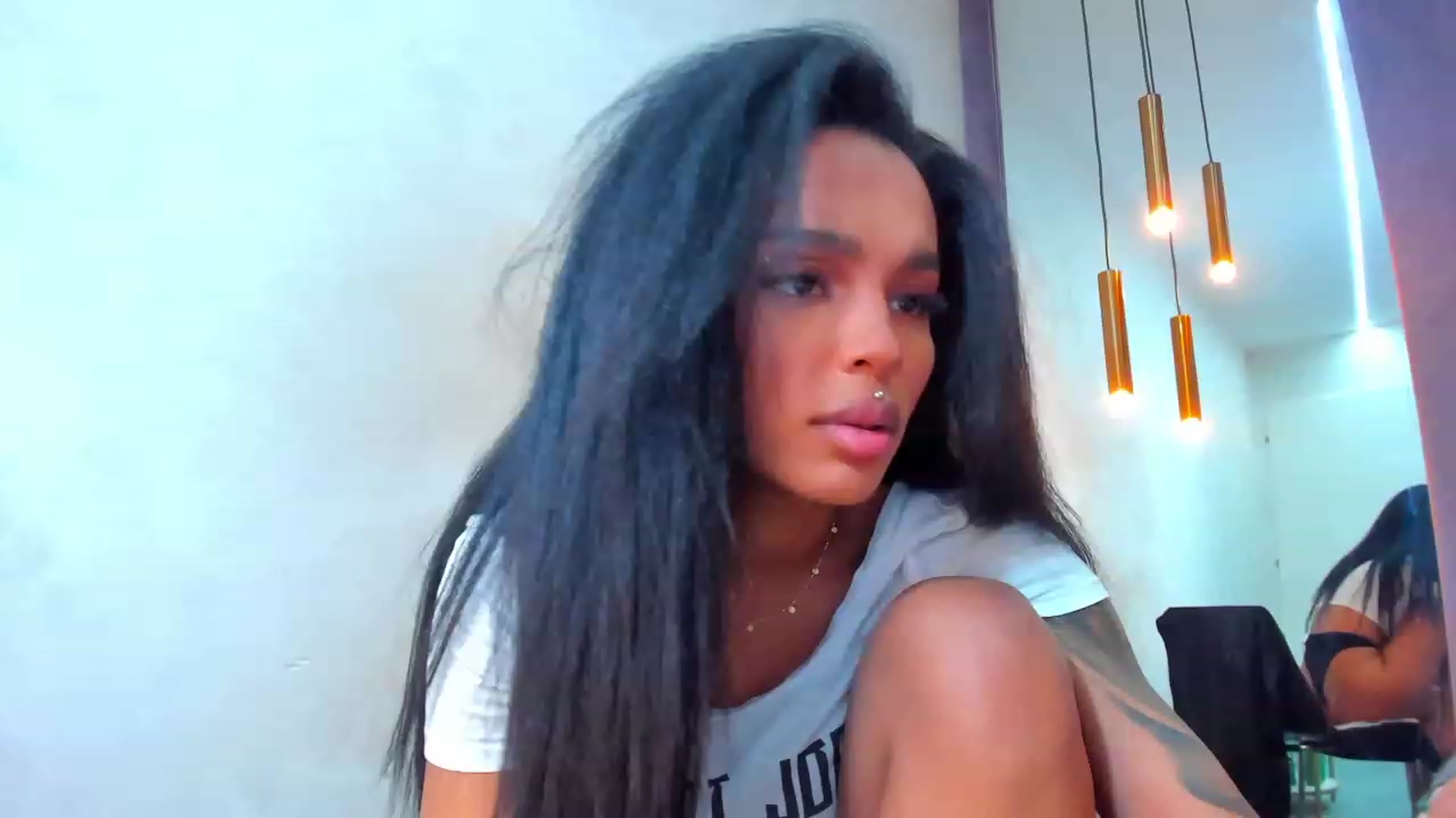 Gallery image thumbnail from KimiBrown's myfreecams stream on, 03/30/2023, 09:20 image 4 of 20