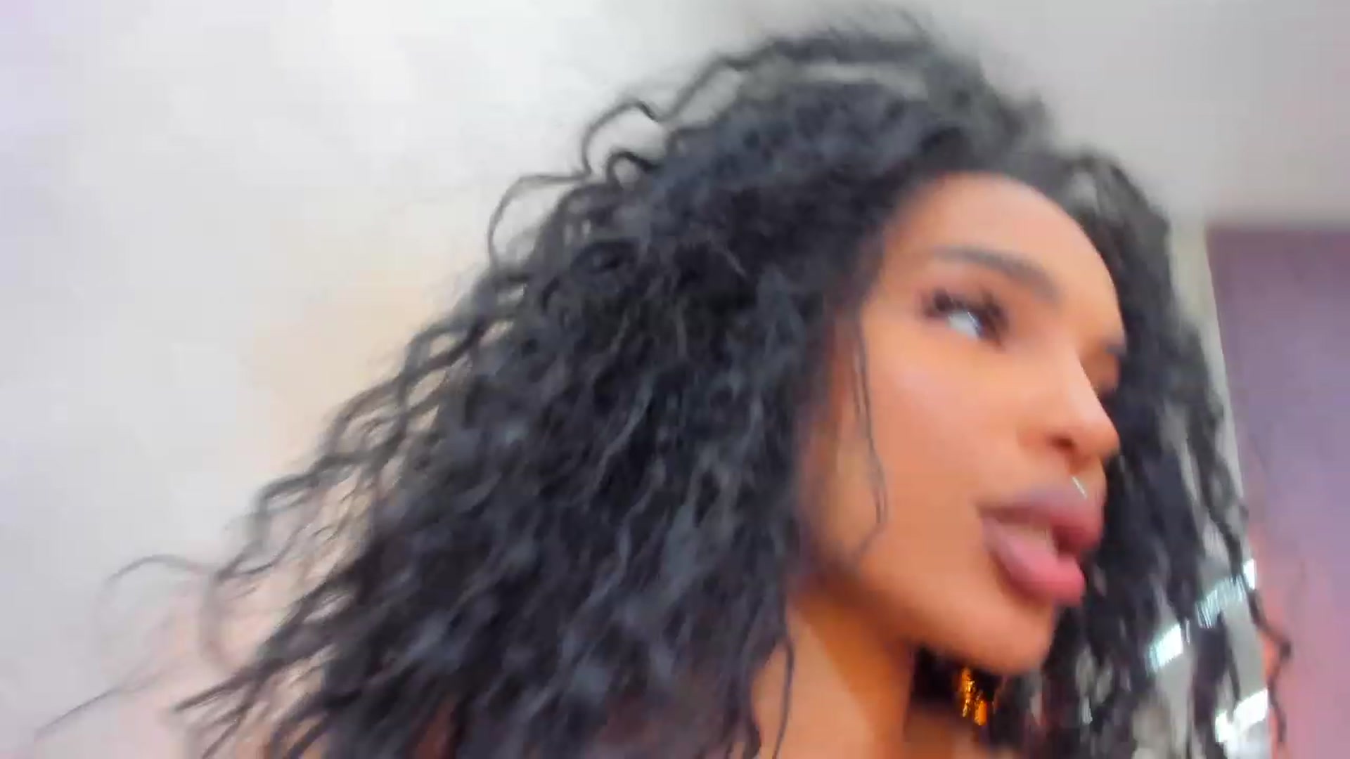 Gallery image thumbnail from KimiBrown's myfreecams stream on, 04/15/2023, 10:46 image 8 of 20