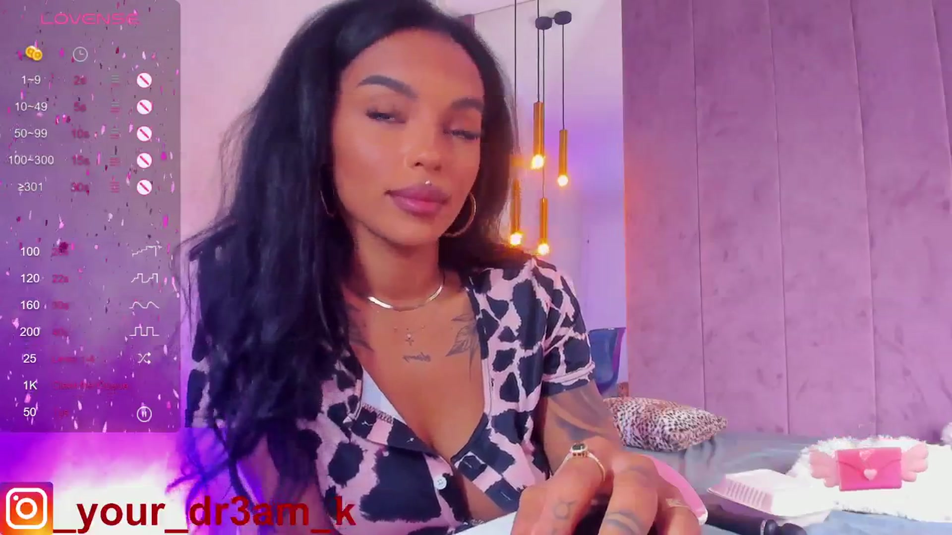 Gallery image thumbnail from KimiBrown's myfreecams stream on, 02/26/2024, 13:28 image 5 of 20