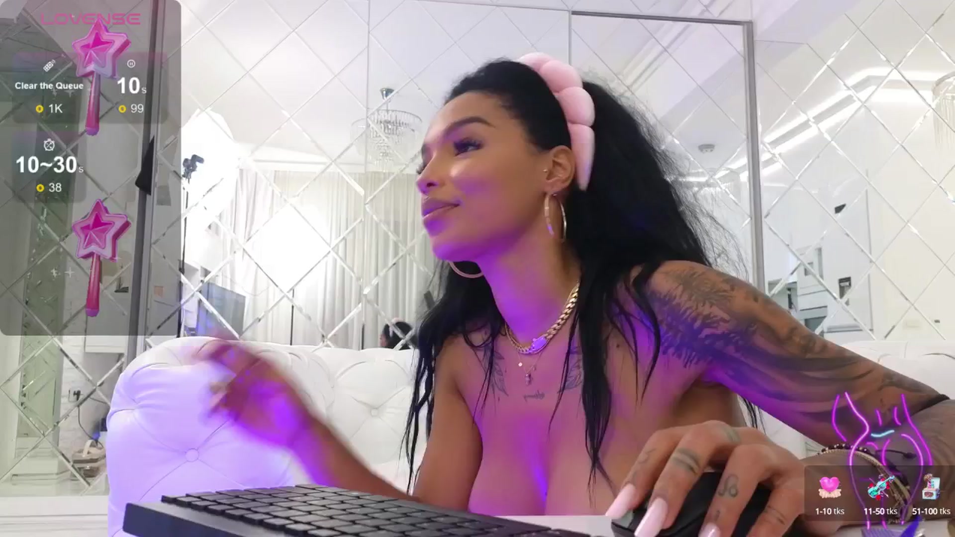 Gallery image thumbnail from KimiBrown's myfreecams stream on, 06/10/2024, 14:38 image 10 of 20