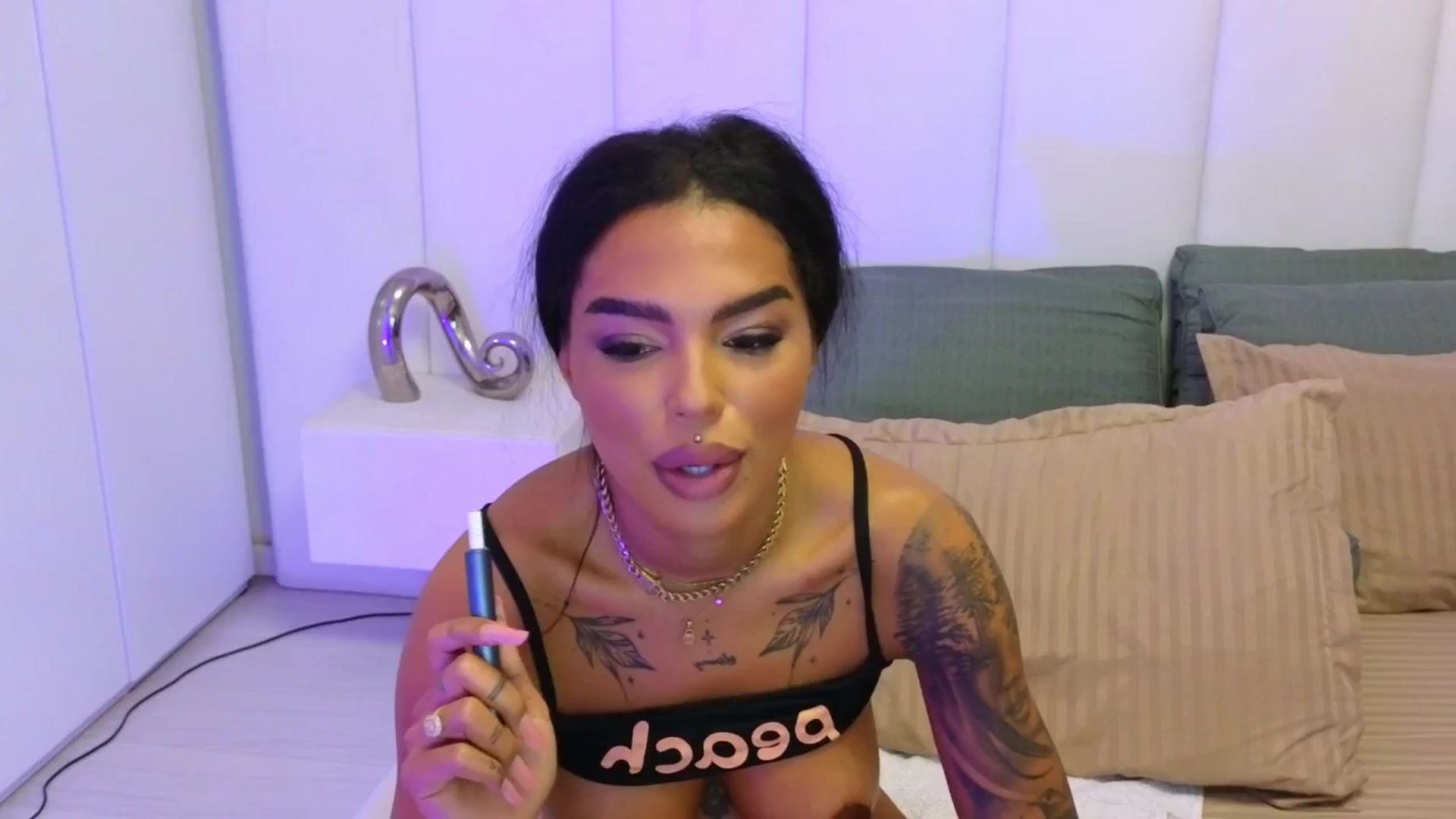 Gallery image thumbnail from KimiBrown's myfreecams stream on, 03/02/2025, 12:58 image 11 of 20