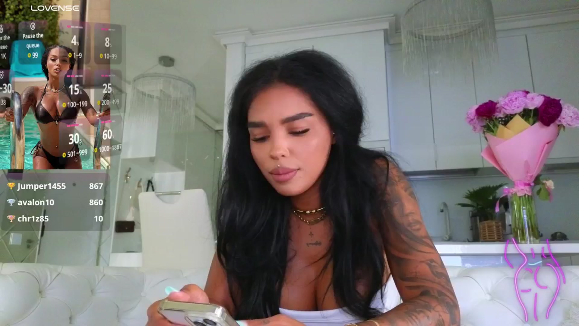 Gallery image thumbnail from KimiBrown's myfreecams stream on, 05/21/2025, 12:22 image 11 of 20