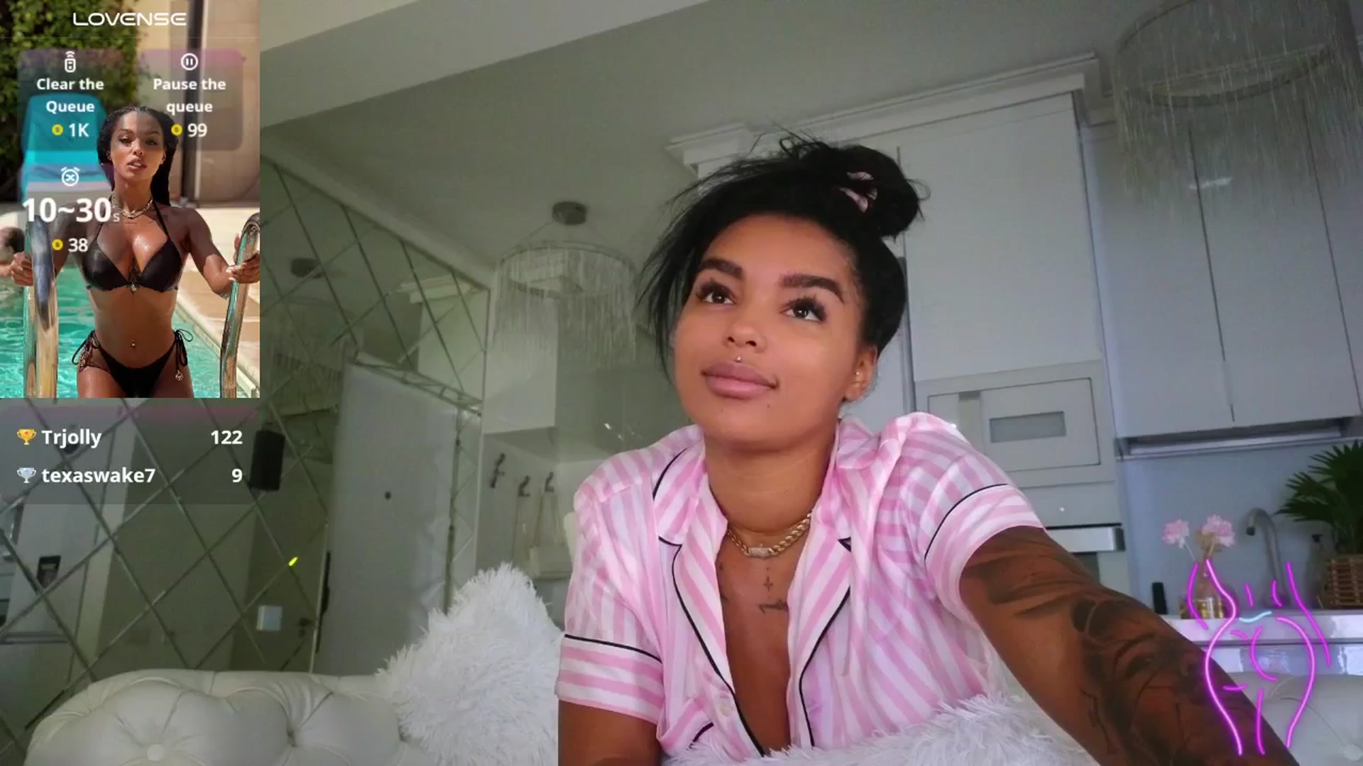 Gallery image thumbnail from KimiBrown's myfreecams stream on, 05/30/2025, 04:54 image 15 of 20
