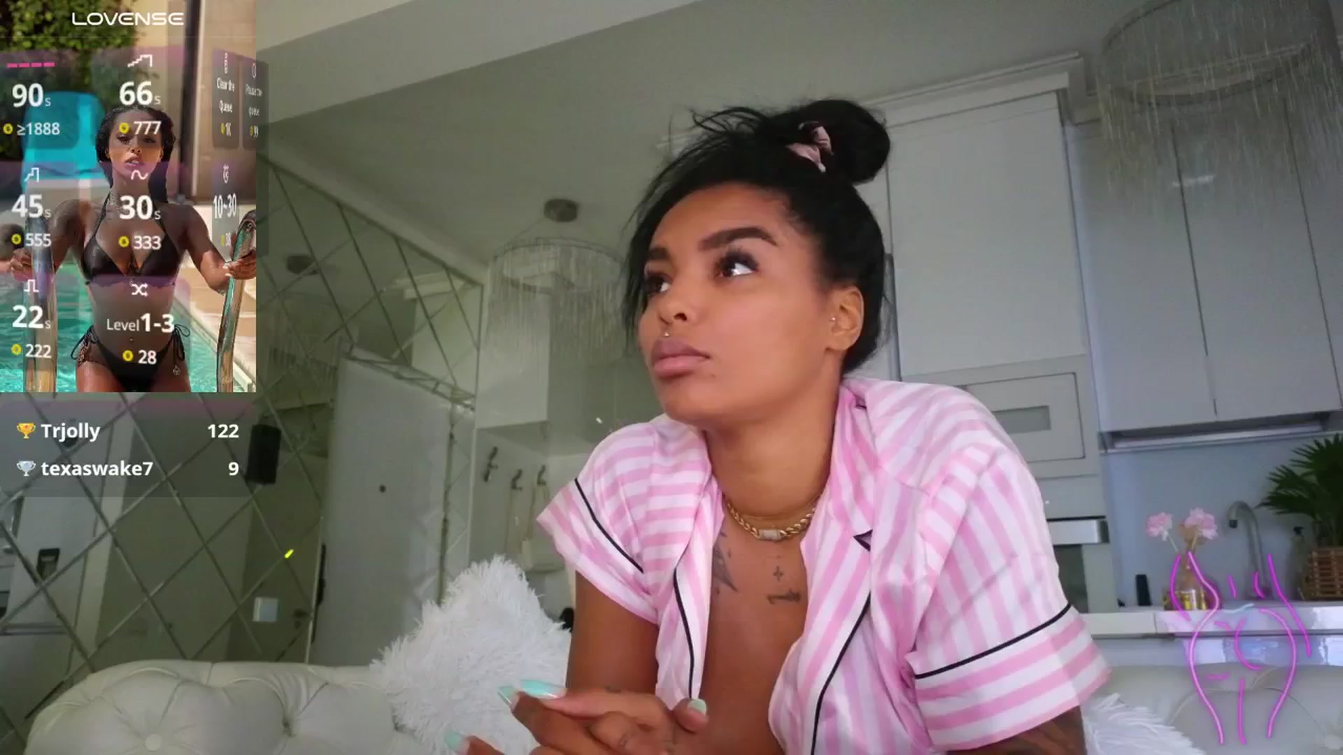 Gallery image thumbnail from KimiBrown's myfreecams stream on, 05/30/2025, 04:54 image 18 of 20