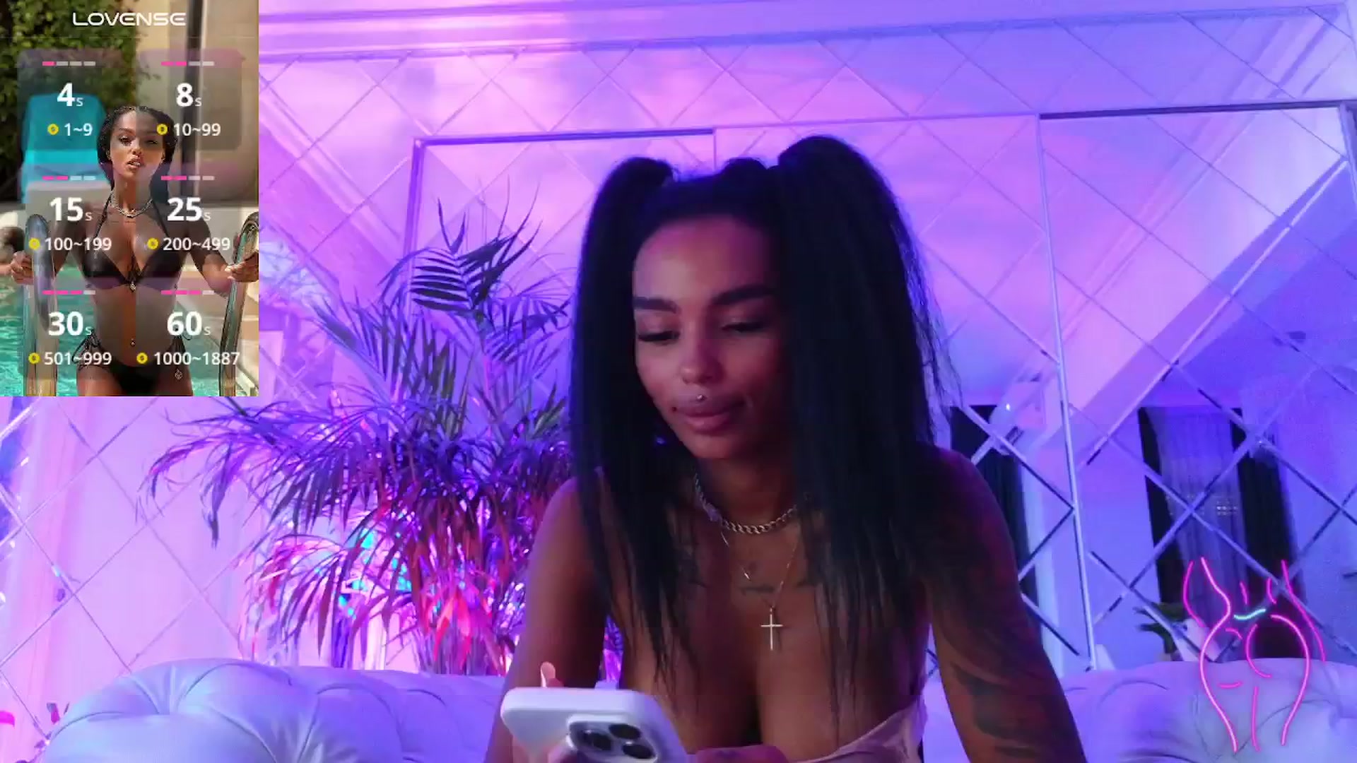 Gallery image thumbnail from KimiBrown's myfreecams stream on, 07/23/2025, 10:53 image 15 of 20