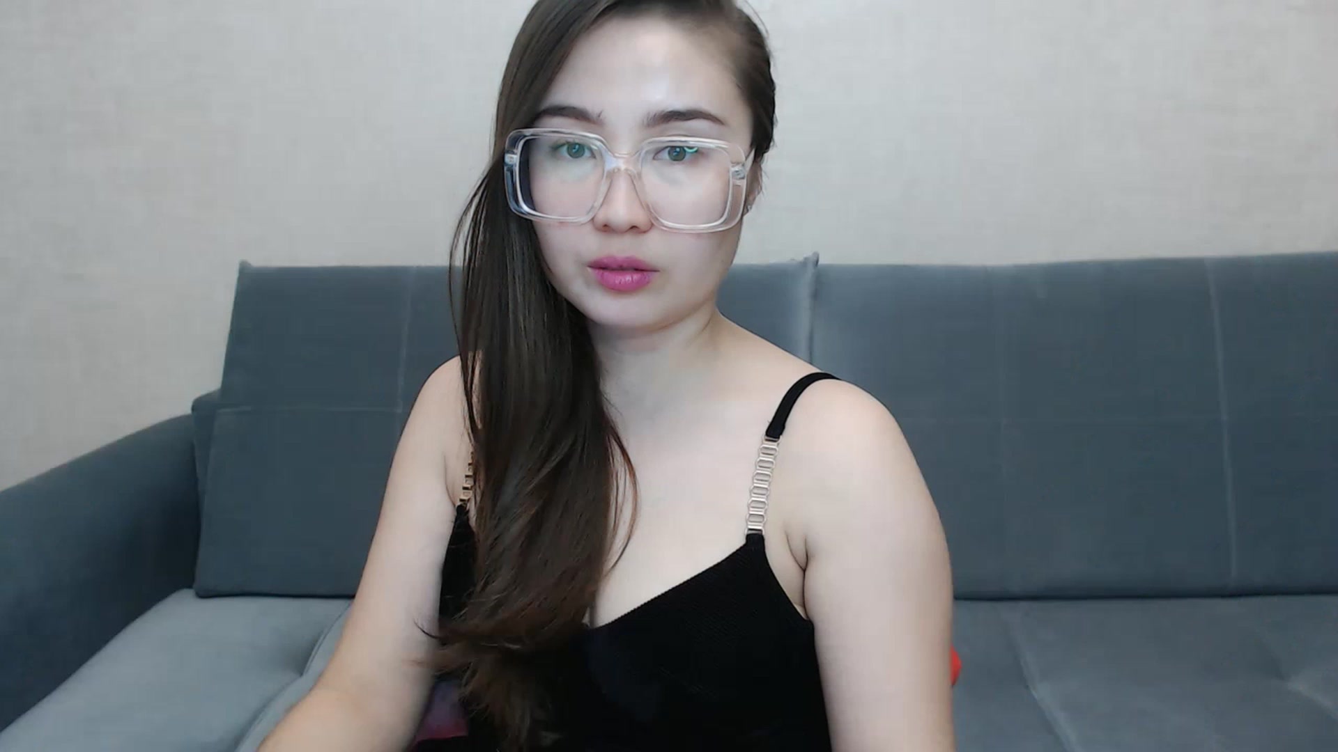Gallery image thumbnail from KimiNei's myfreecams stream on, 11/18/2022, 03:14 image 15 of 20