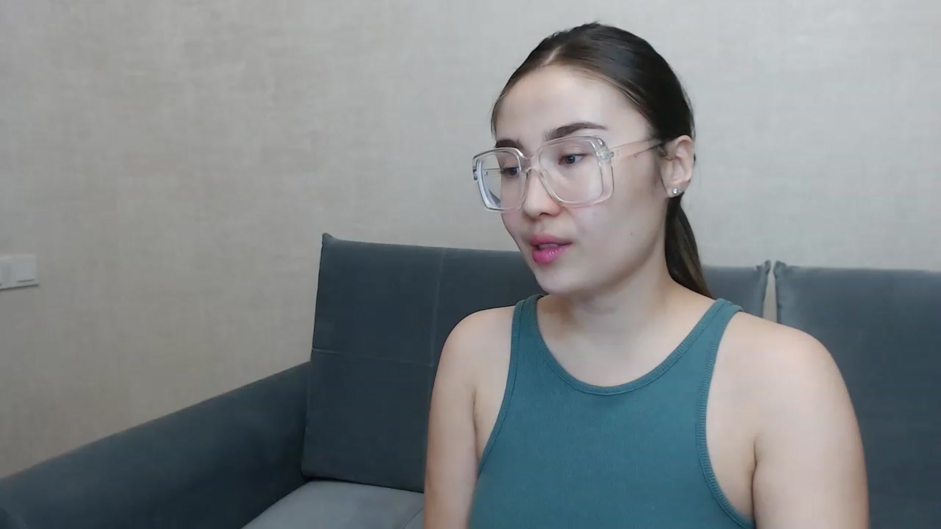 Gallery image thumbnail from KimiNei's myfreecams stream on, 11/19/2022, 03:01 image 16 of 20