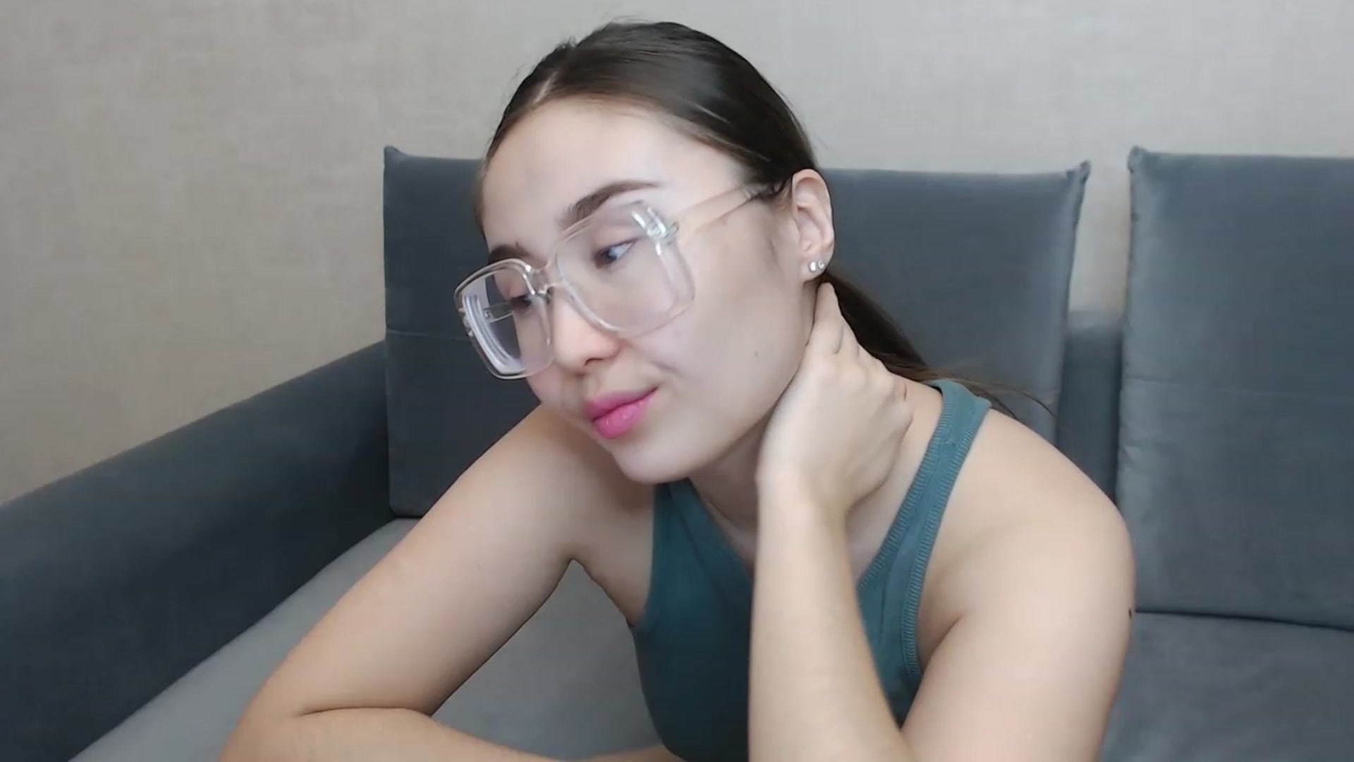 Gallery image thumbnail from KimiNei's myfreecams stream on, 11/19/2022, 03:11 image 11 of 20
