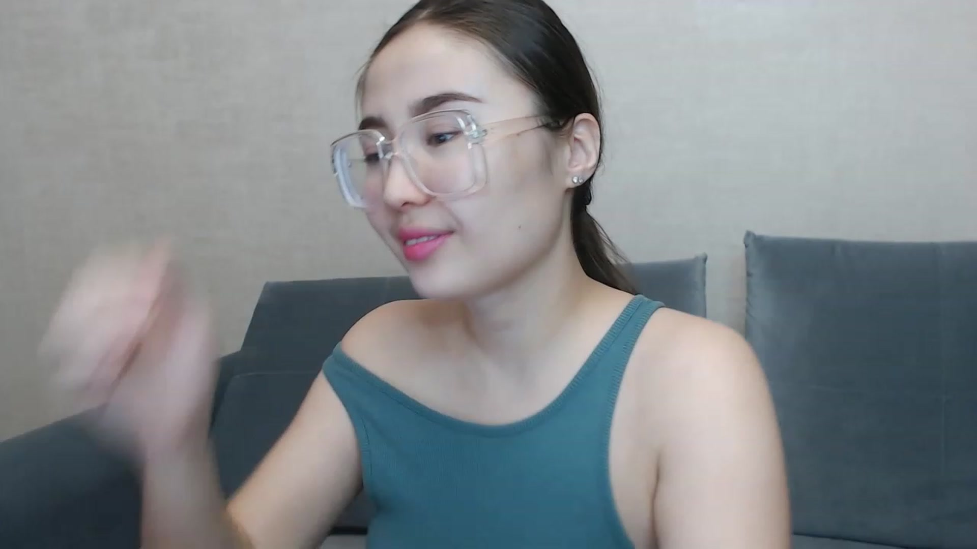 Gallery image thumbnail from KimiNei's myfreecams stream on, 11/19/2022, 04:13 image 6 of 20