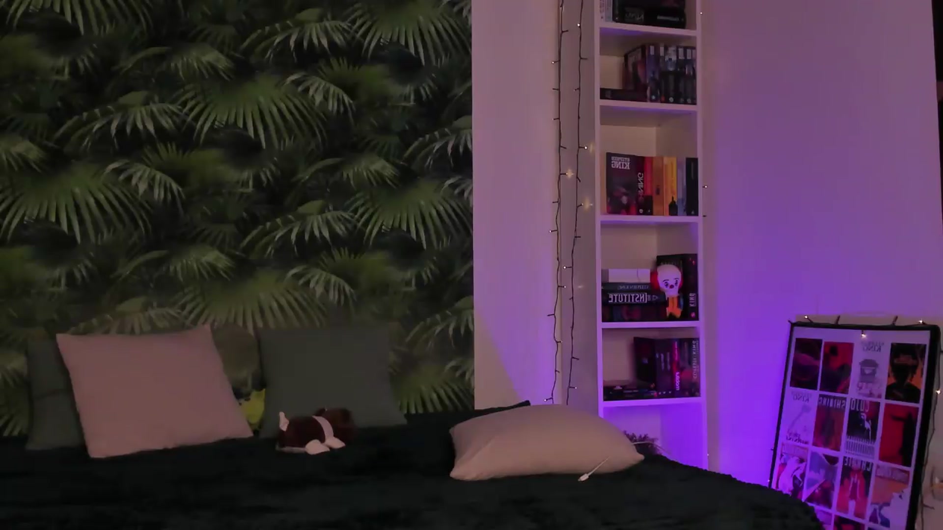 Gallery image thumbnail from Kimi_ko_'s myfreecams stream on, 08/09/2026, 17:59 image 9 of 20