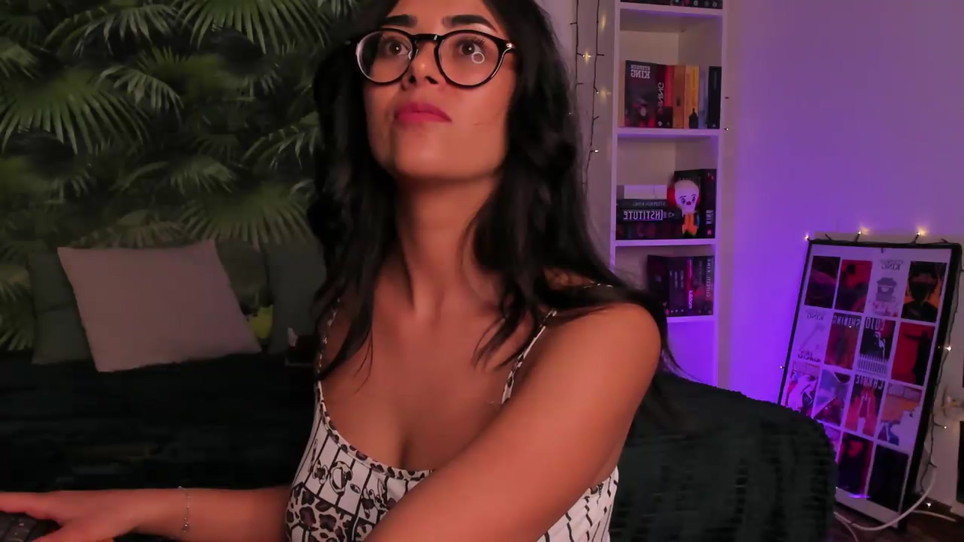 Gallery image thumbnail from Kimi_ko_'s myfreecams stream on, 08/09/2026, 17:59 image 8 of 20