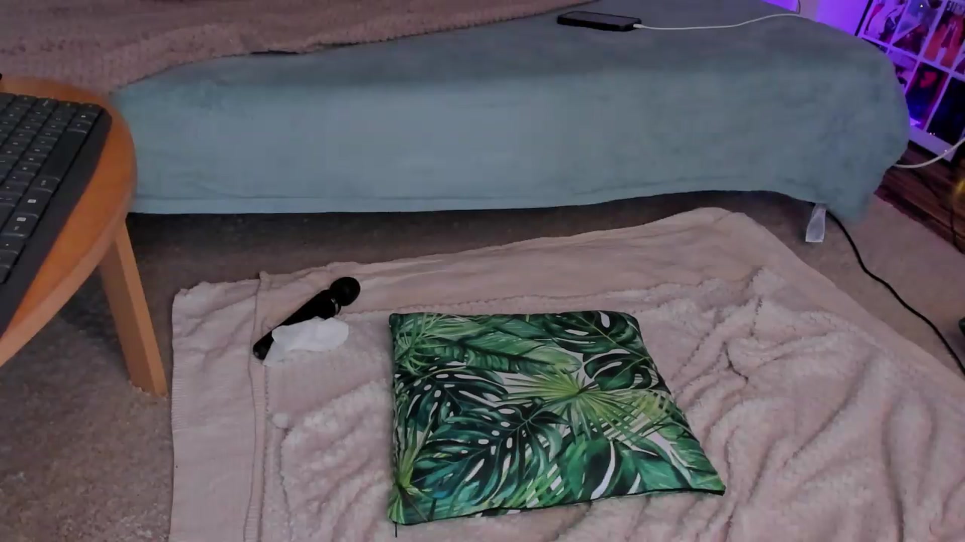 Gallery image thumbnail from Kimi_ko_'s myfreecams stream on, 08/15/2026, 15:52 image 12 of 20