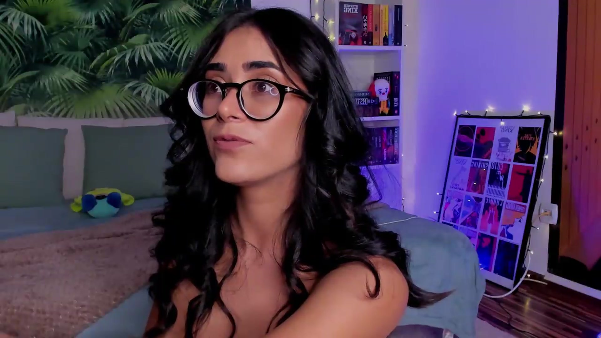 Gallery image thumbnail from Kimi_ko_'s myfreecams stream on, 08/16/2026, 18:12 image 7 of 20