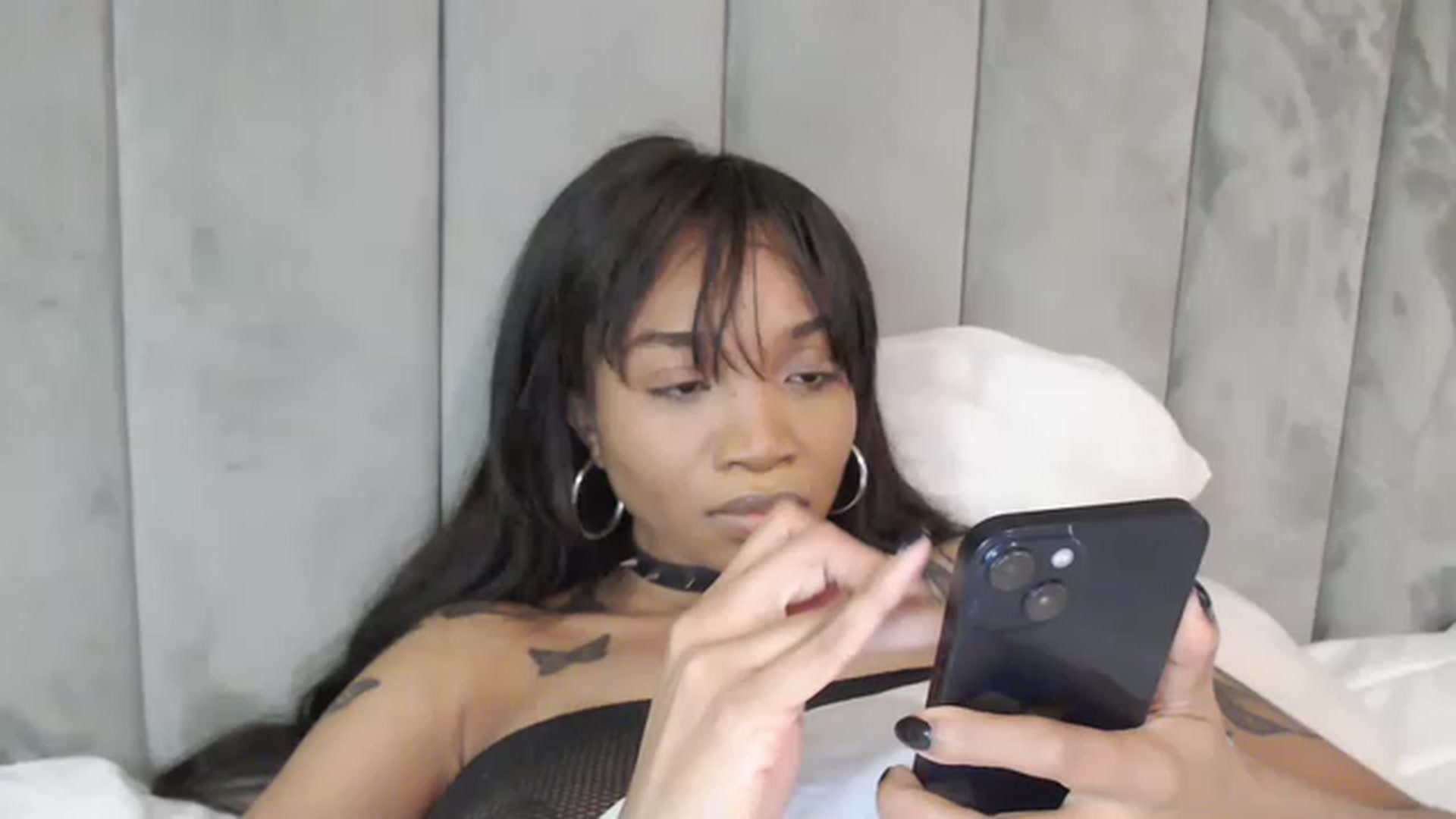 Gallery image thumbnail from KimmiDoka's myfreecams stream on, 11/15/2022, 20:33 image 9 of 20