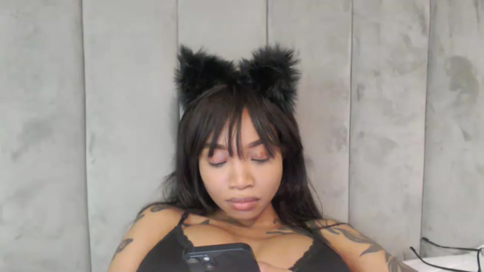 Gallery image thumbnail from KimmiDoka's myfreecams stream on, 11/28/2022, 10:48 image 16 of 20