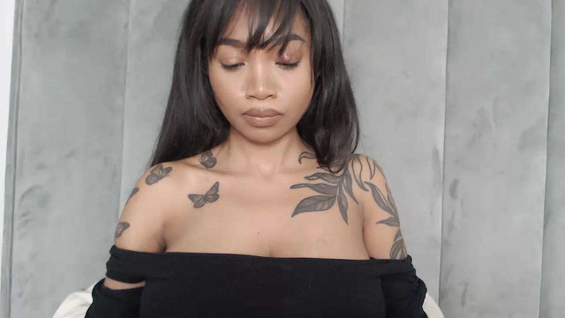 Gallery image thumbnail from KimmiDoka's myfreecams stream on, 02/20/2023, 13:17 image 7 of 20