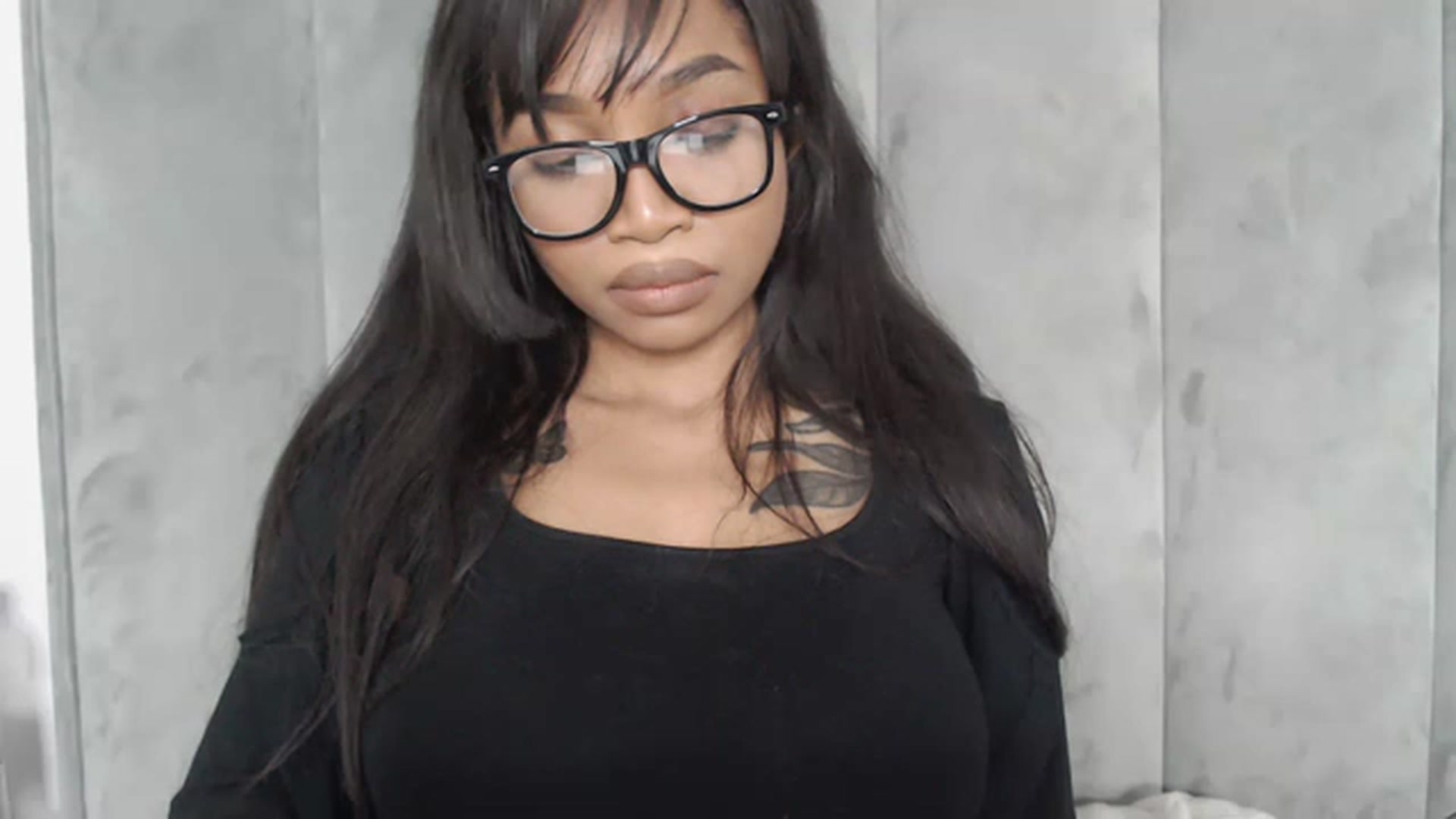 Gallery image thumbnail from KimmiDoka's myfreecams stream on, 02/20/2023, 13:17 image 18 of 20