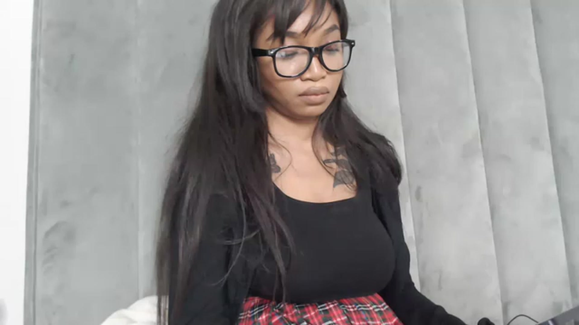 Gallery image thumbnail from KimmiDoka's myfreecams stream on, 02/20/2023, 13:17 image 16 of 20