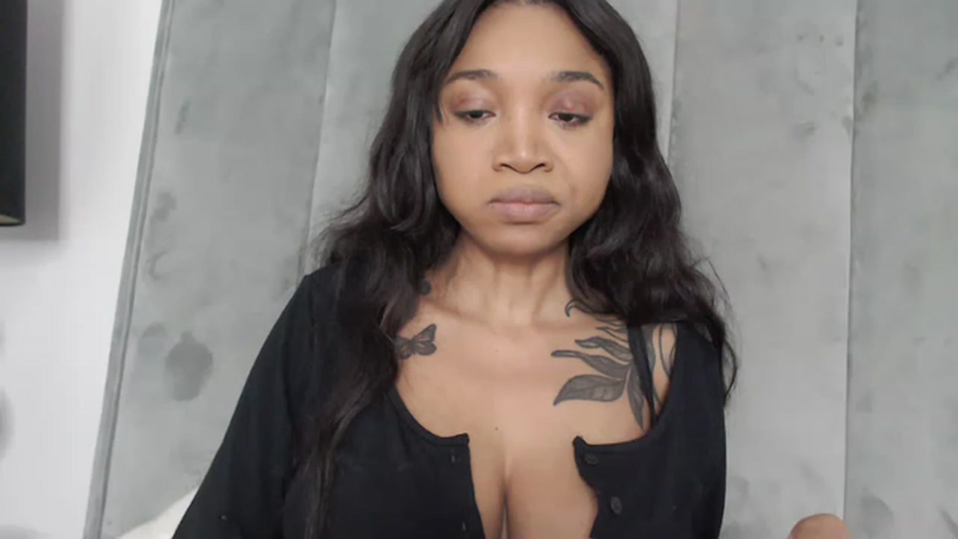 Gallery image thumbnail from KimmiDoka's myfreecams stream on, 03/27/2023, 10:01 image 16 of 20
