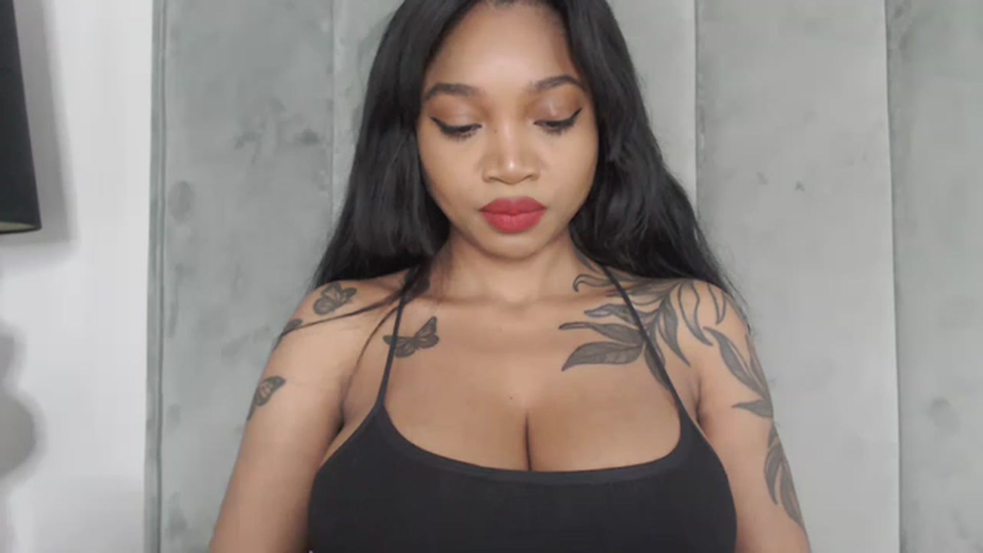 Gallery image thumbnail from KimmiDoka's myfreecams stream on, 05/22/2023, 10:11 image 15 of 20