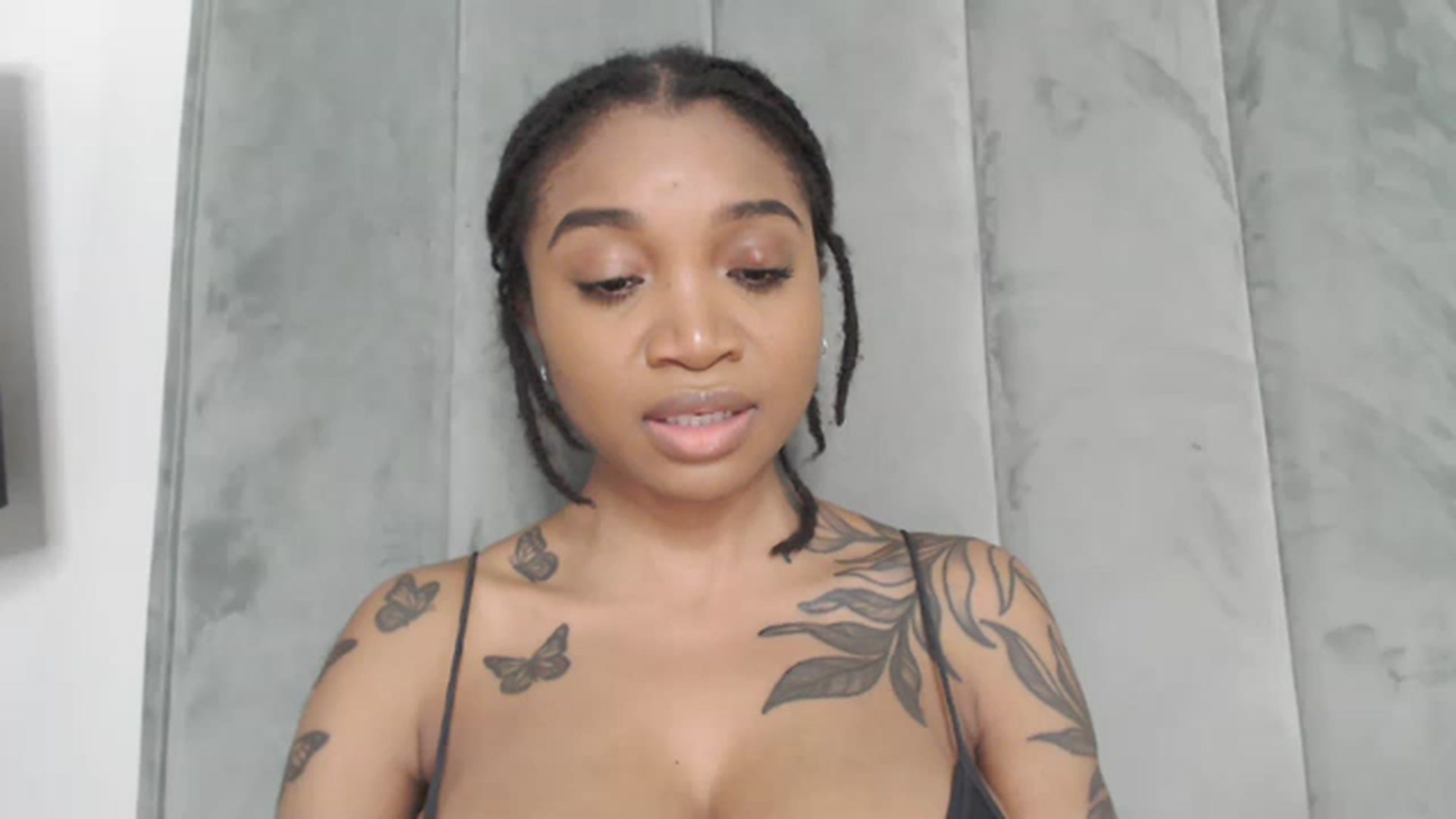 Gallery image thumbnail from KimmiDoka's myfreecams stream on, 06/18/2023, 20:10 image 5 of 20