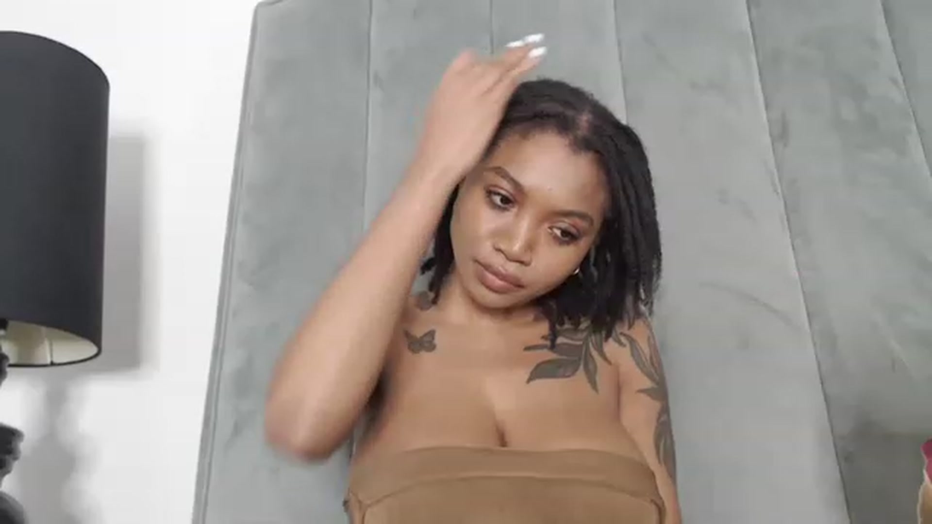 Gallery image thumbnail from KimmiDoka's myfreecams stream on, 06/21/2023, 11:45 image 3 of 20