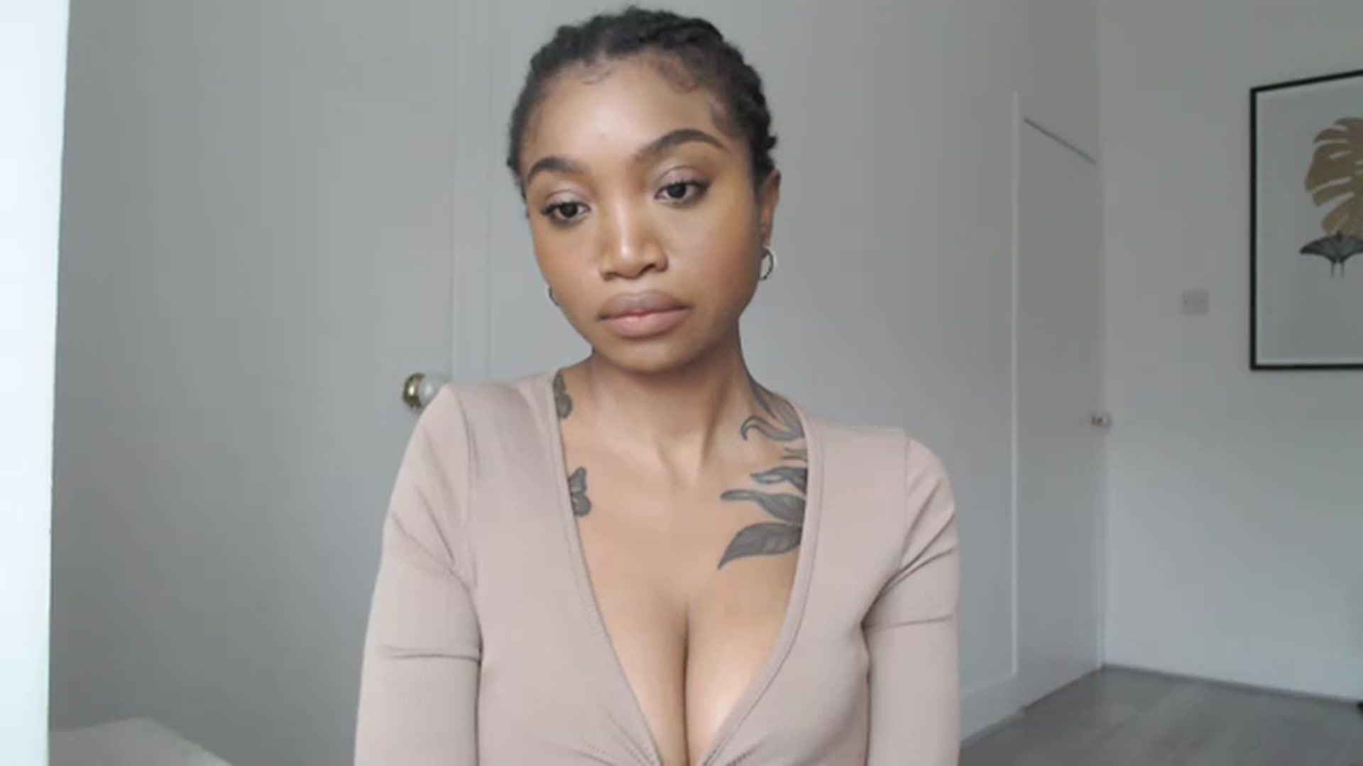 Gallery image thumbnail from KimmiDoka's myfreecams stream on, 07/26/2023, 18:59 image 10 of 20