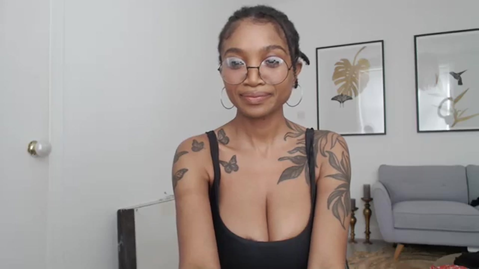 Gallery image thumbnail from KimmiDoka's myfreecams stream on, 08/29/2023, 16:35 image 19 of 20