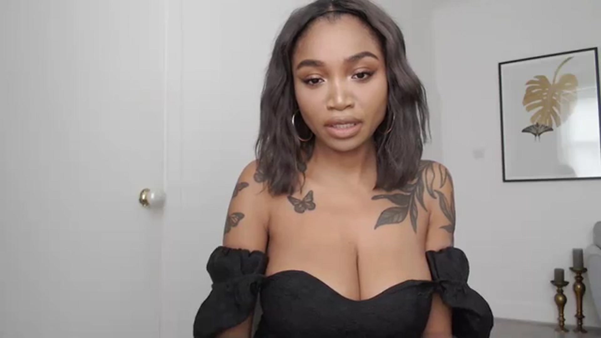 Gallery image thumbnail from KimmiDoka's myfreecams stream on, 09/18/2023, 14:50 image 14 of 20