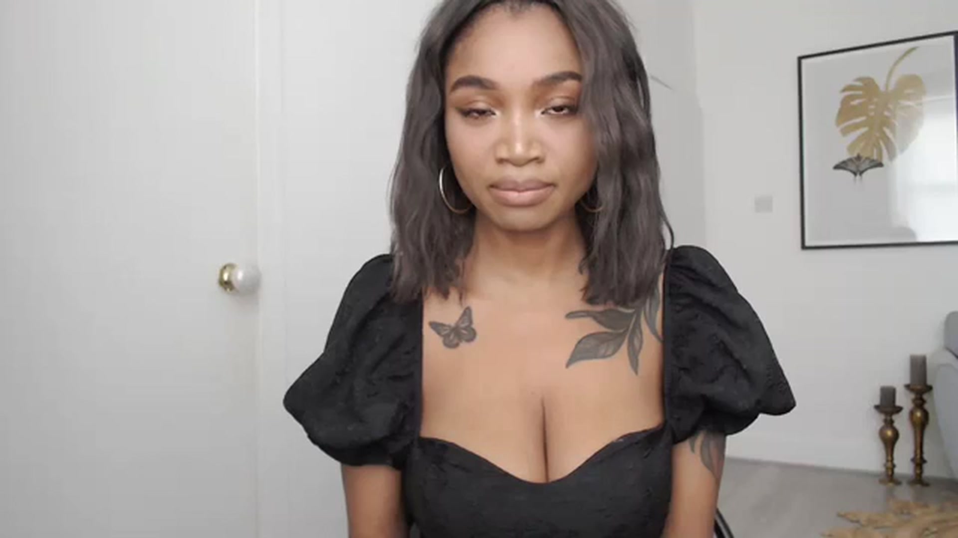 Gallery image thumbnail from KimmiDoka's myfreecams stream on, 09/18/2023, 15:41 image 10 of 20