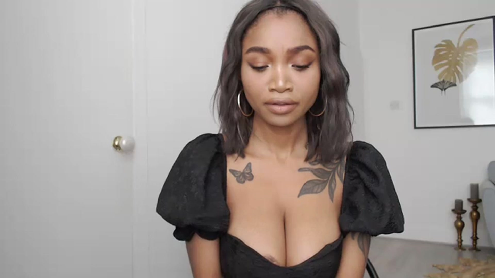 Gallery image thumbnail from KimmiDoka's myfreecams stream on, 09/18/2023, 15:41 image 5 of 20