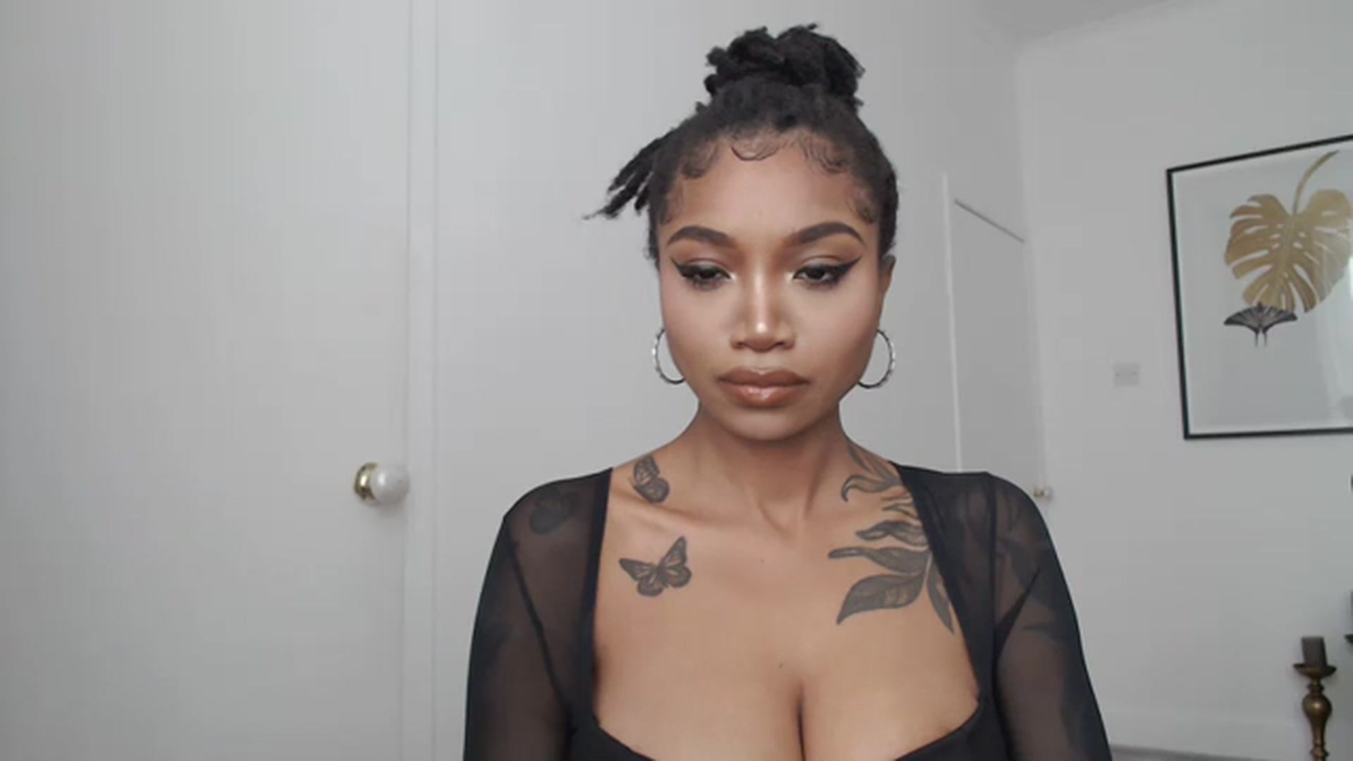 Gallery image thumbnail from KimmiDoka's myfreecams stream on, 10/21/2023, 13:09 image 10 of 20