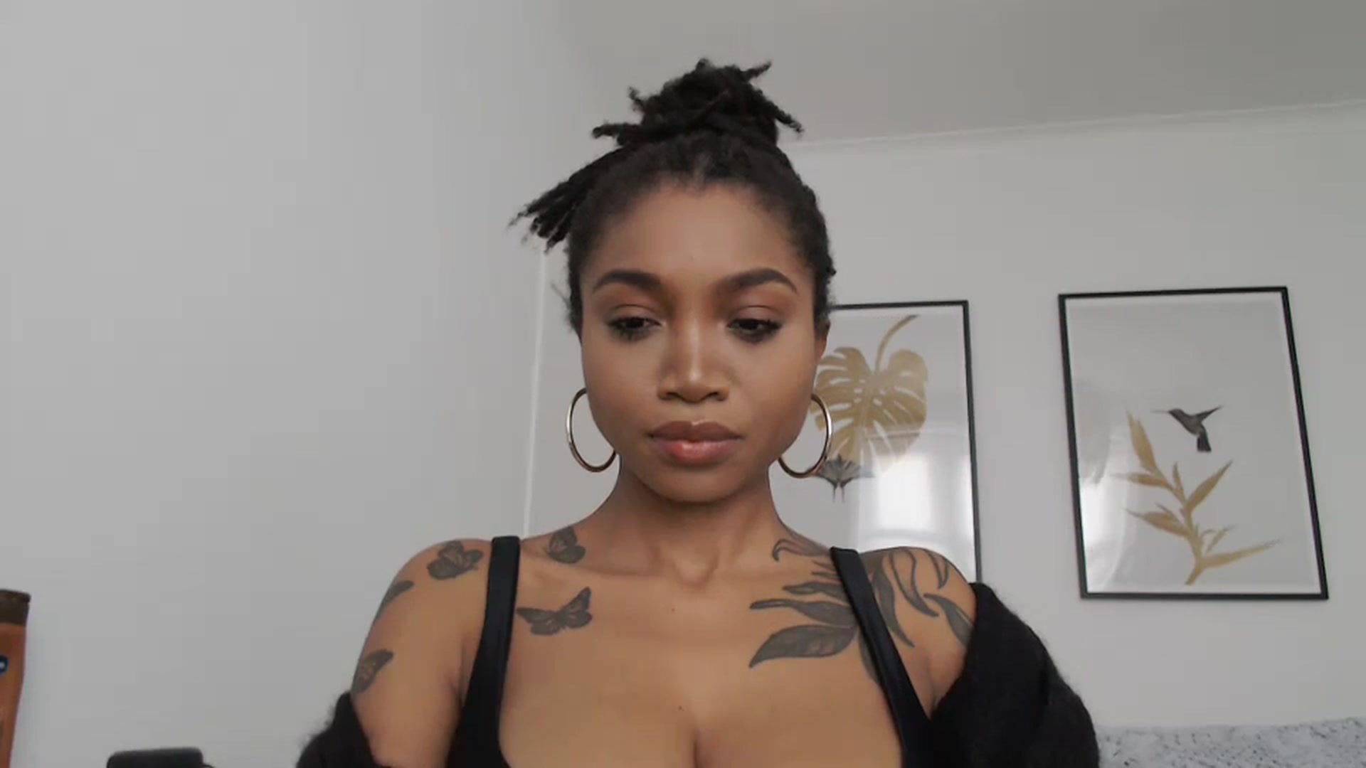 Gallery image thumbnail from KimmiDoka's myfreecams stream on, 01/27/2024, 15:40 image 13 of 20