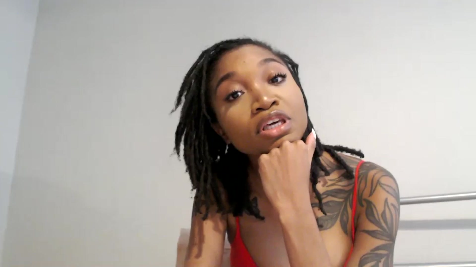 Gallery image thumbnail from KimmiDoka's myfreecams stream on, 04/25/2024, 18:17 image 16 of 20