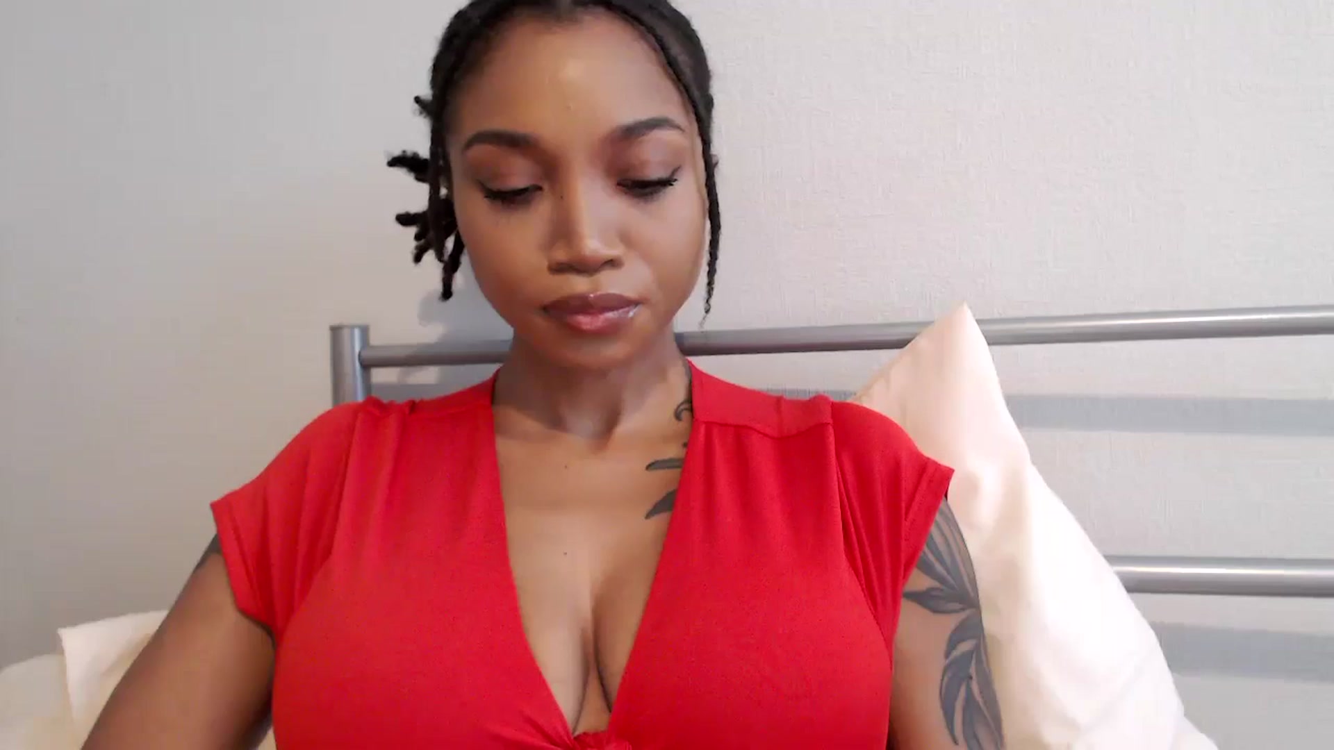 Gallery image thumbnail from KimmiDoka's myfreecams stream on, 04/26/2024, 13:49 image 10 of 20