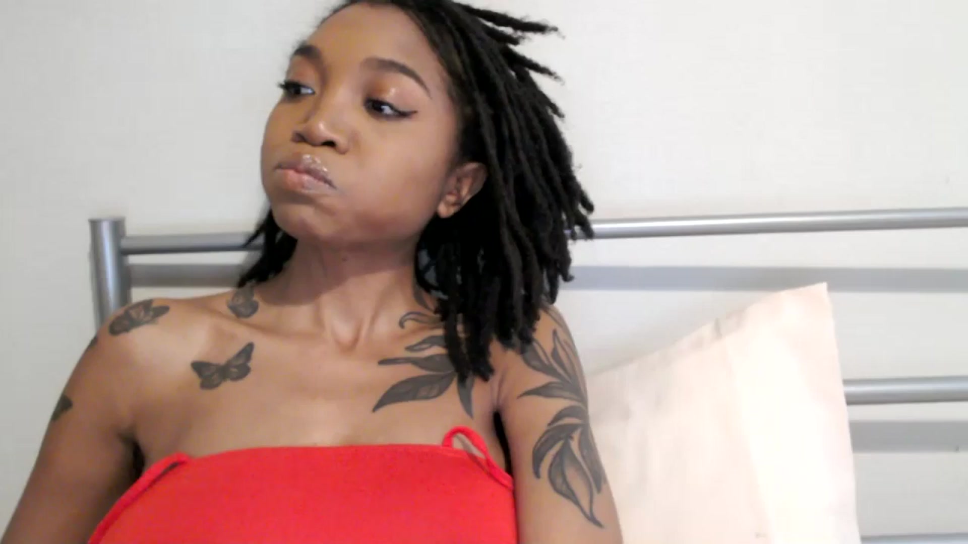 Gallery image thumbnail from KimmiDoka's myfreecams stream on, 04/27/2024, 19:13 image 16 of 20