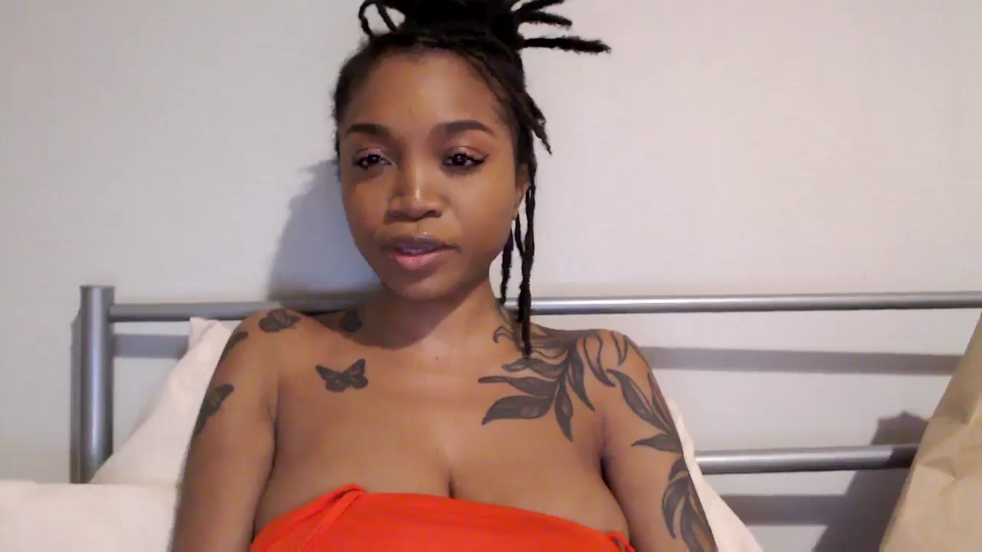 Gallery image thumbnail from KimmiDoka's myfreecams stream on, 04/27/2024, 20:45 image 15 of 20