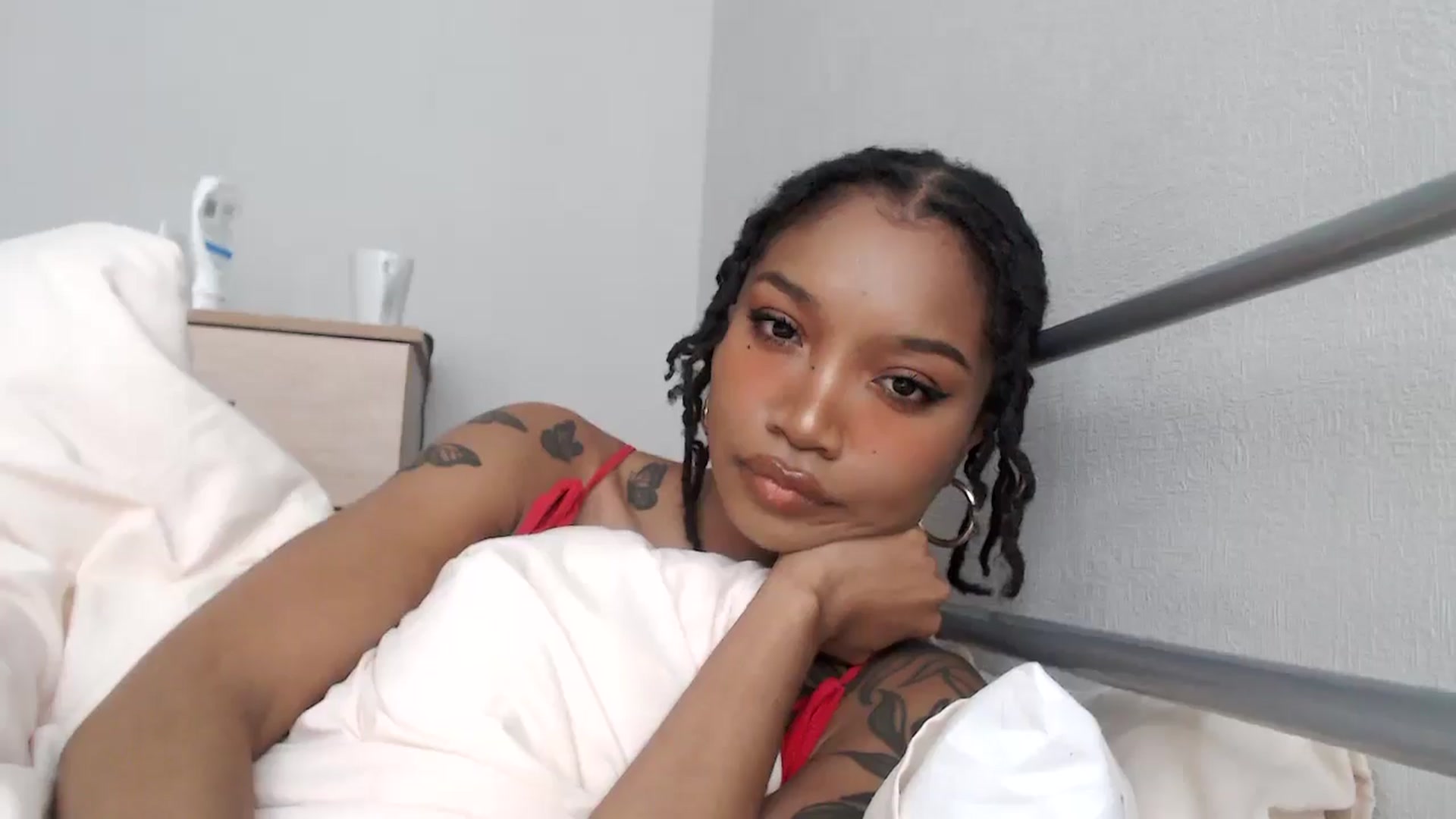 Gallery image thumbnail from KimmiDoka's myfreecams stream on, 05/07/2024, 16:44 image 2 of 20