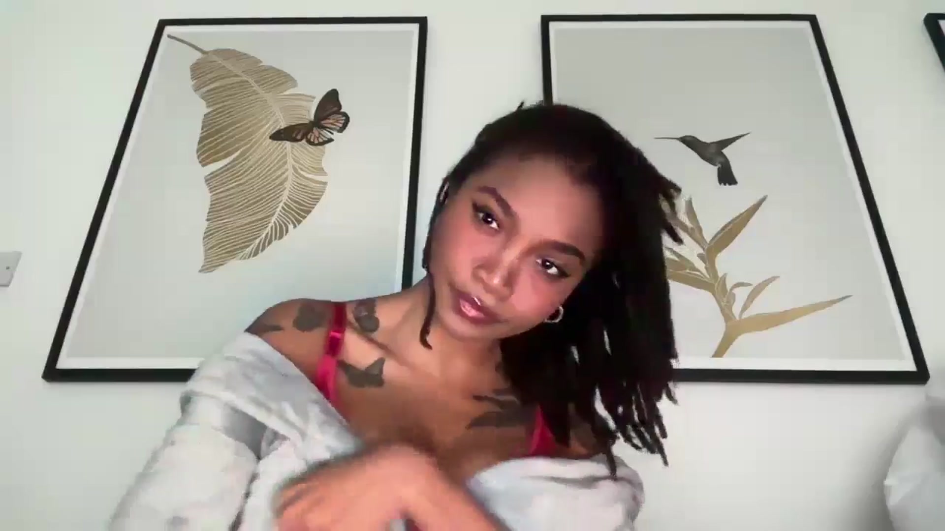 Gallery image thumbnail from KimmiDoka's myfreecams stream on, 10/29/2024, 16:50 image 19 of 20