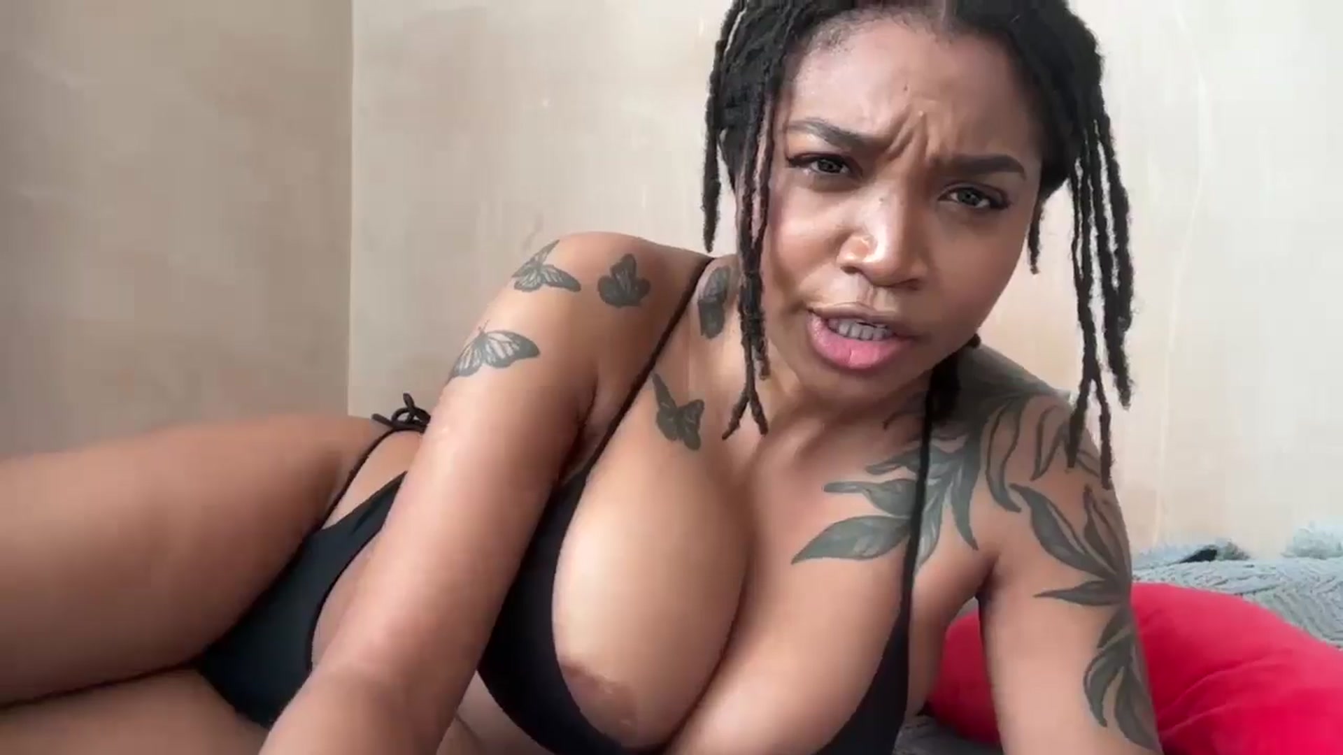 Gallery image thumbnail from KimmiDoka's myfreecams stream on, 08/20/2025, 14:50 image 19 of 20
