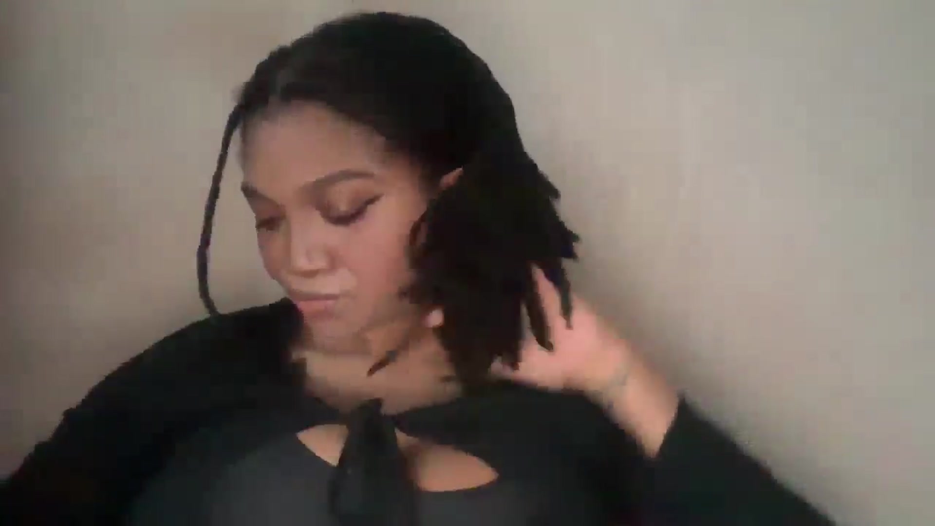 Gallery image thumbnail from KimmiDoka's myfreecams stream on, 01/12/2026, 16:33 image 8 of 20
